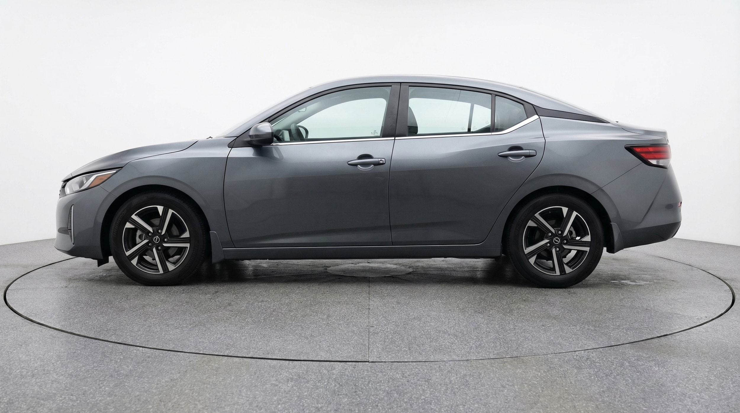 Thumbnail: 2025 Nissan Sentra - 4