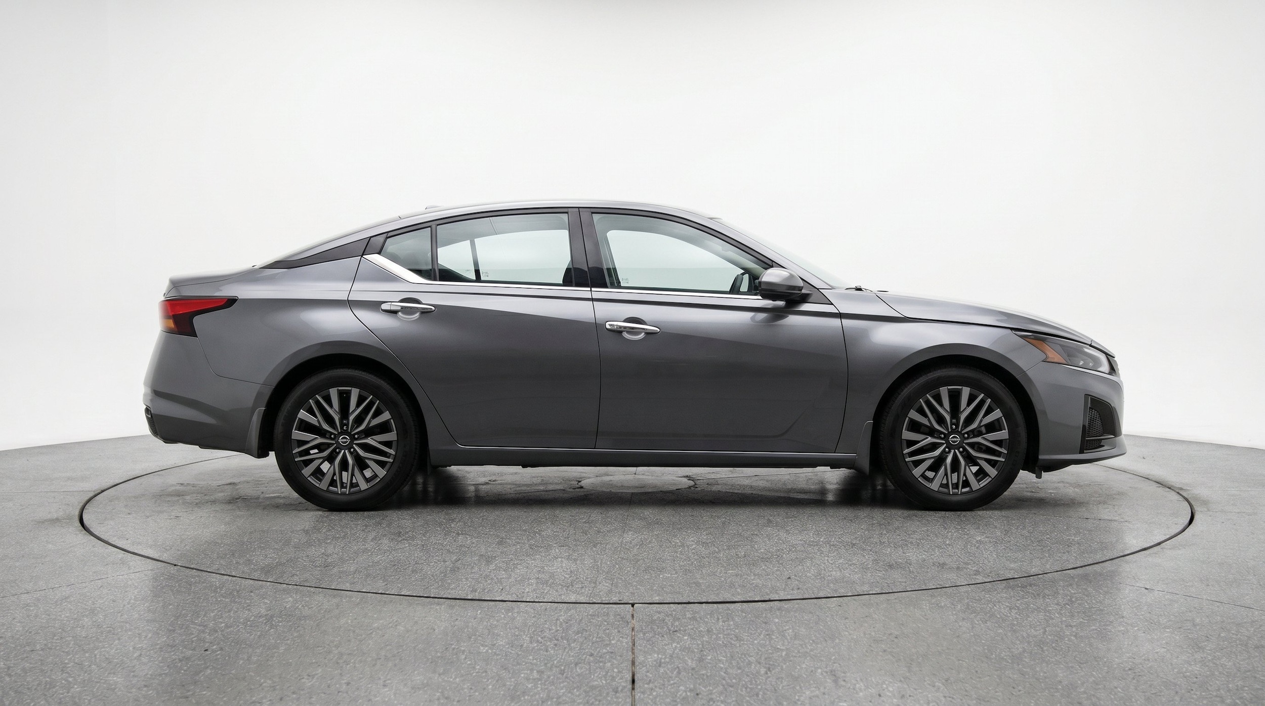 Thumbnail: 2025 Nissan Altima - 10