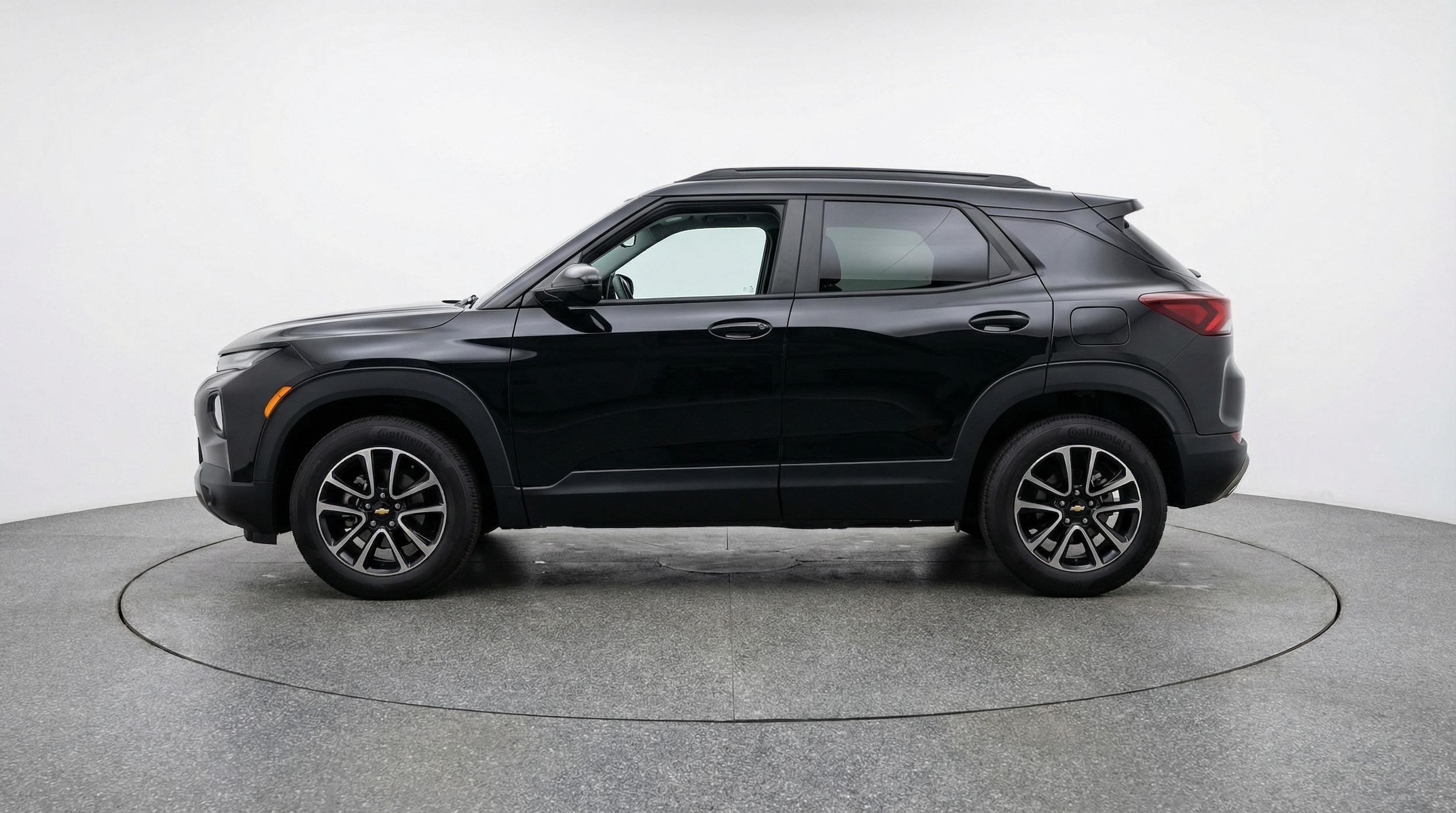 Thumbnail: 2025 Chevrolet TrailBlazer - 4