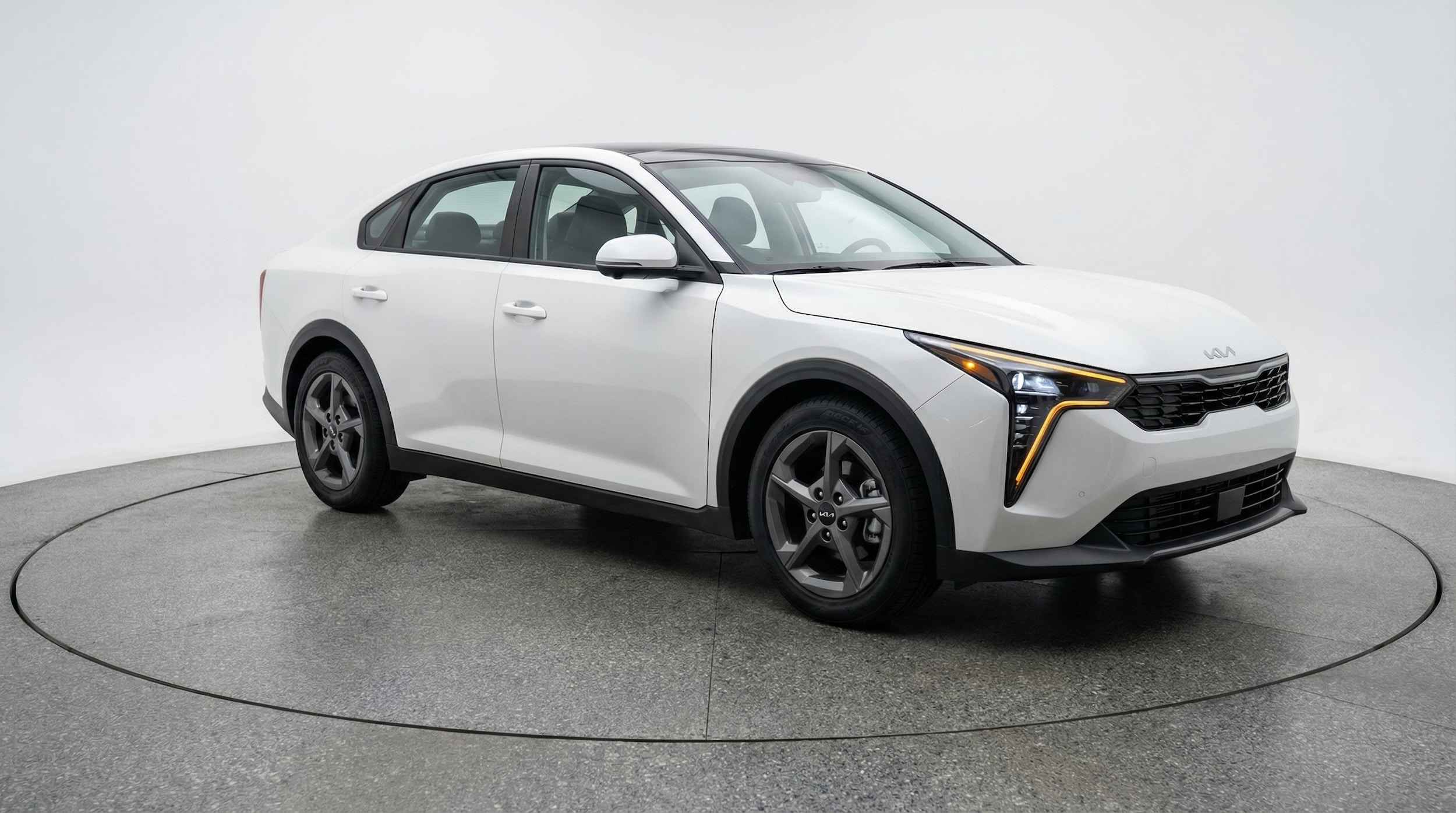 Thumbnail: 2025 Kia K4 - 1