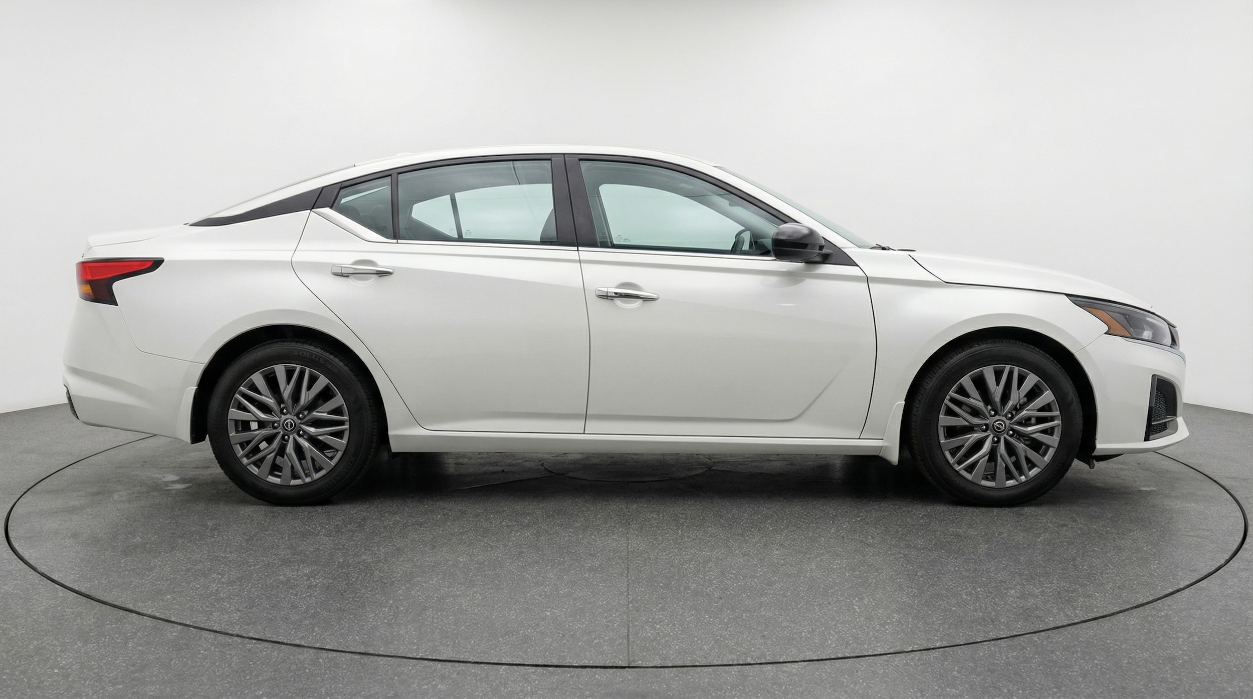 Thumbnail: 2025 Nissan Altima - 8