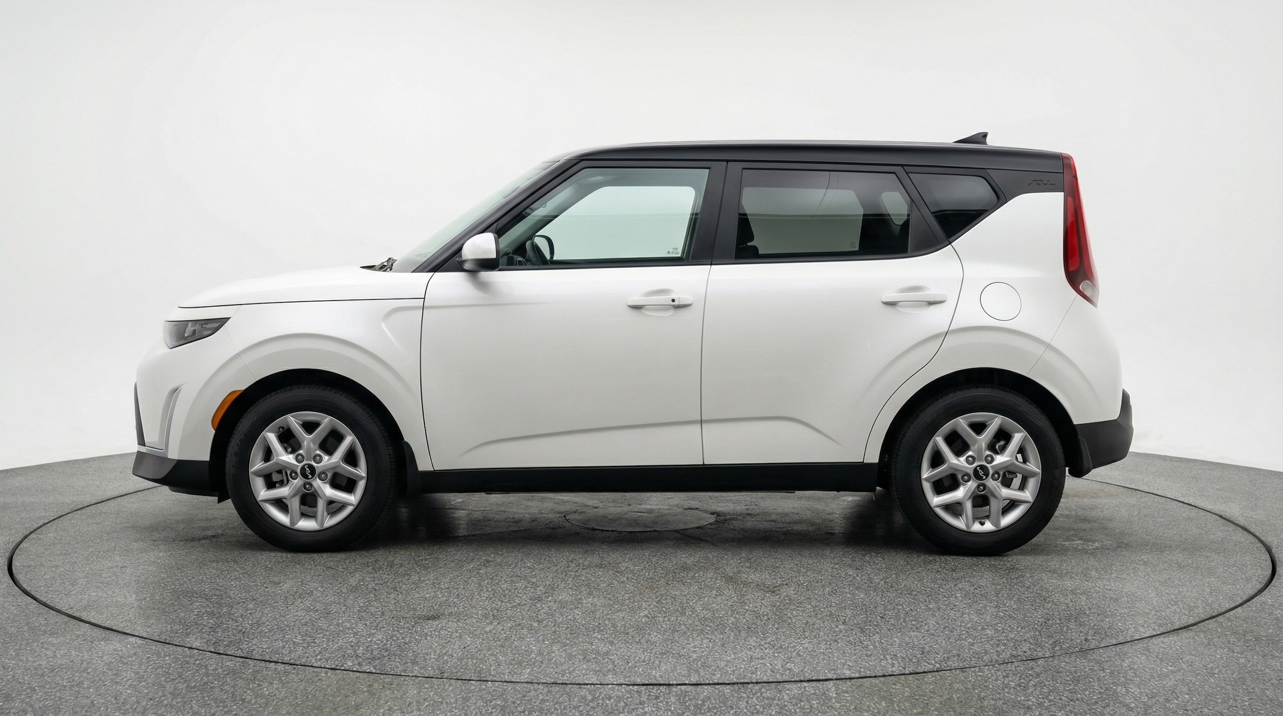 Thumbnail: 2025 Kia Soul - 4