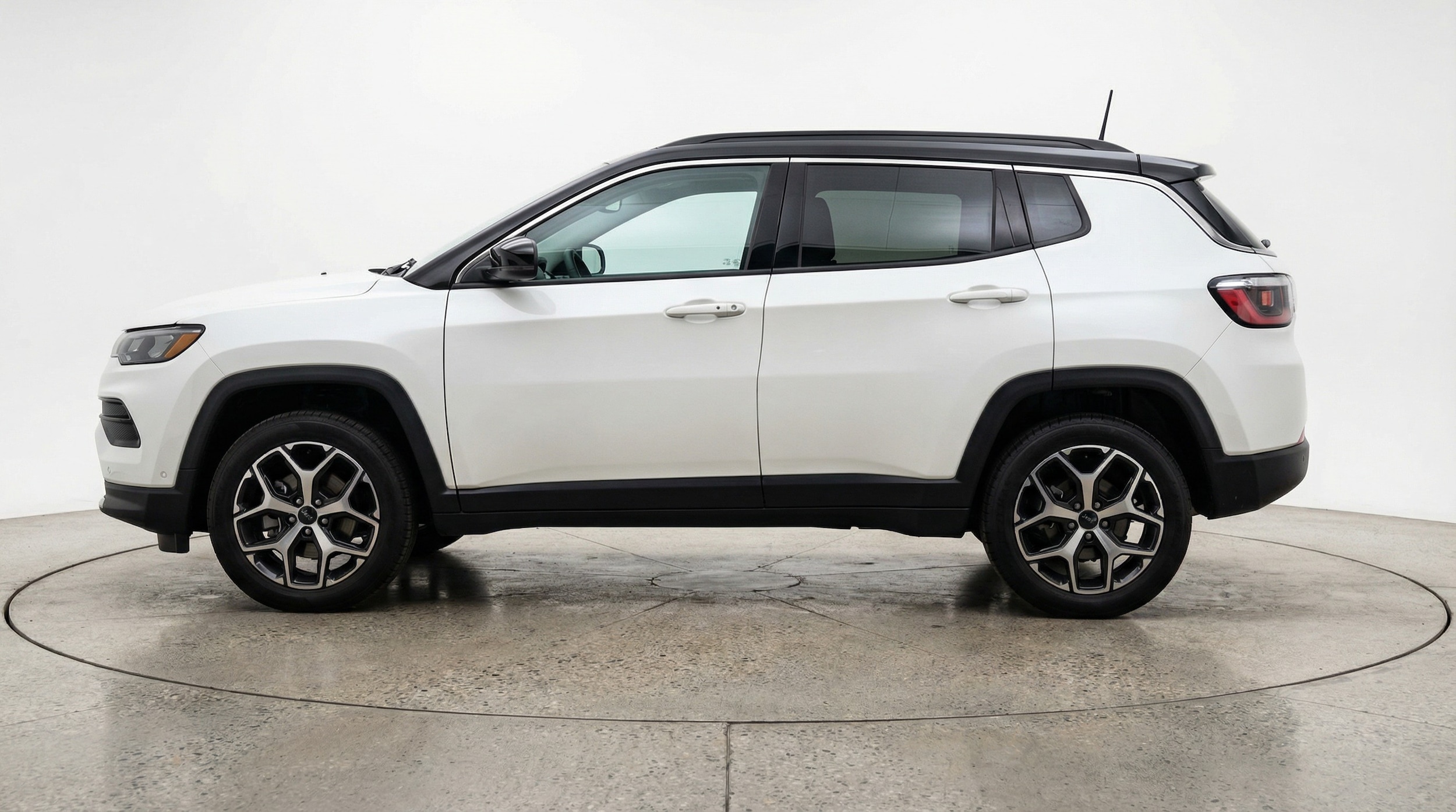 Thumbnail: 2025 Jeep Compass - 4