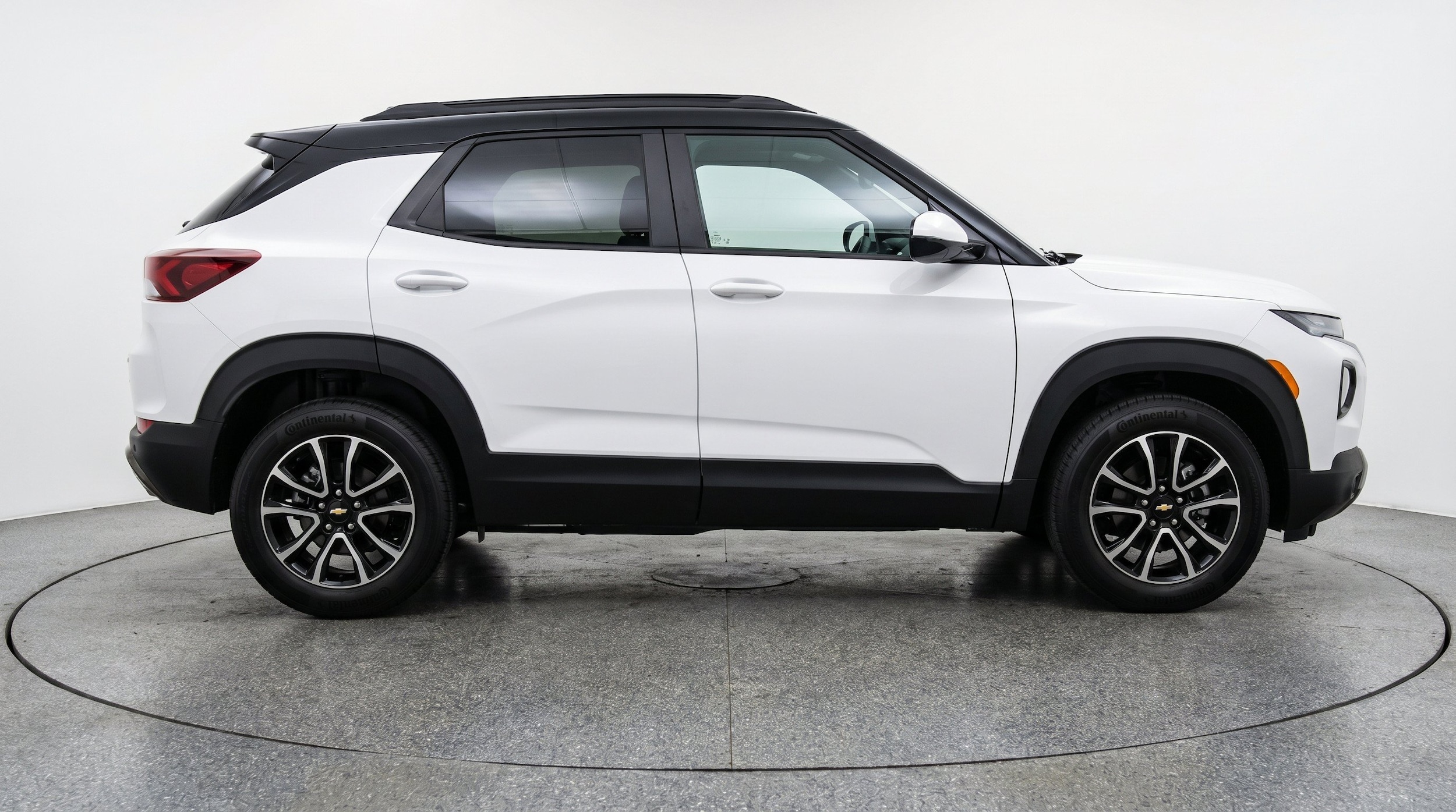 Thumbnail: 2025 Chevrolet TrailBlazer - 11