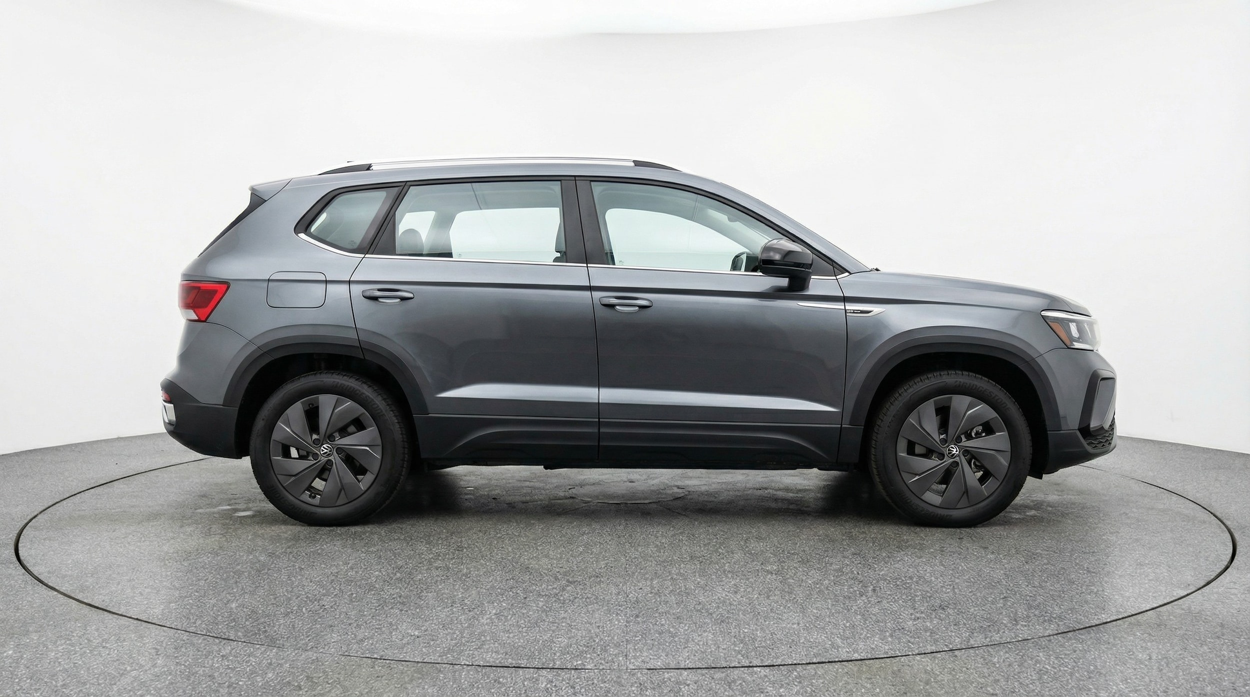 Thumbnail: 2025 Volkswagen Taos - 8