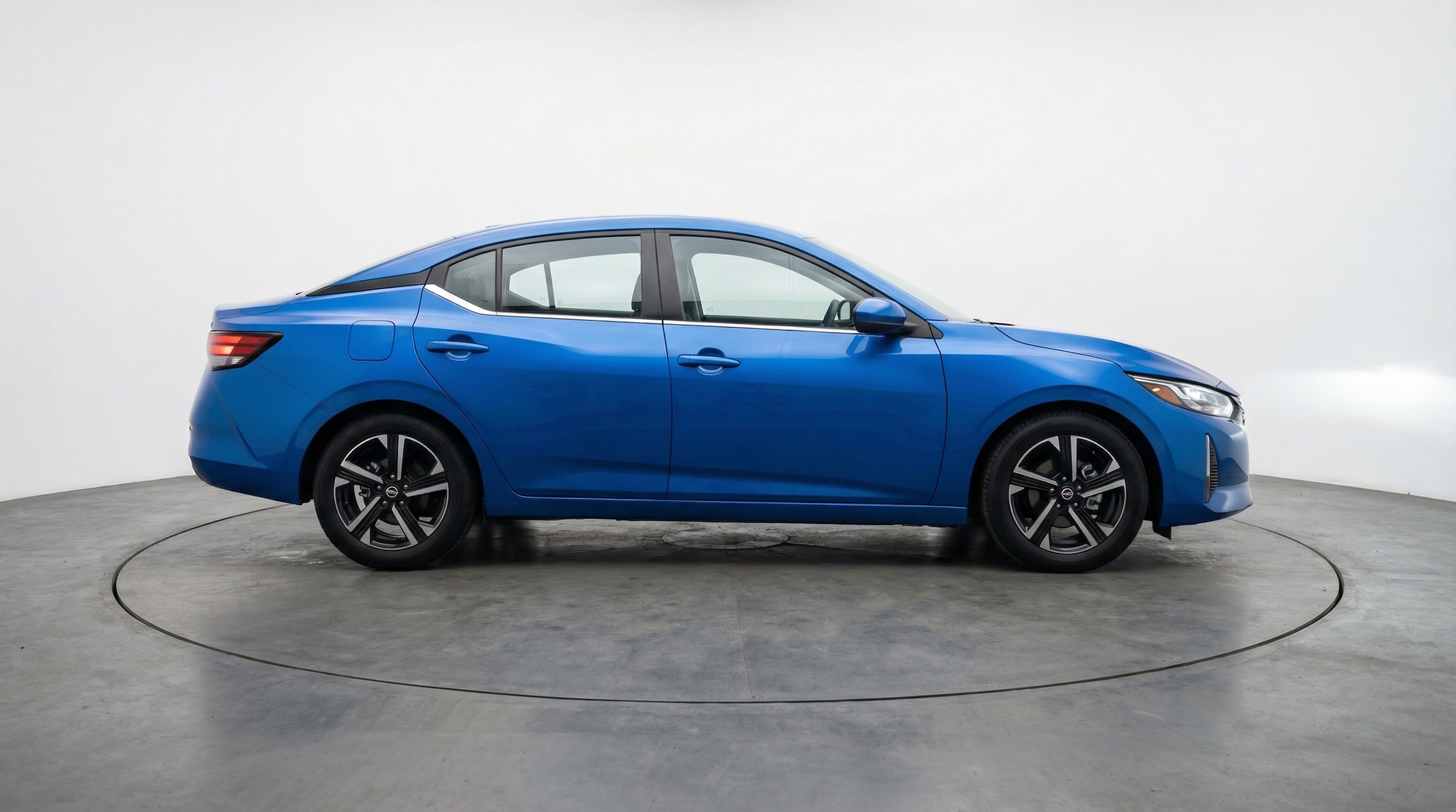 Thumbnail: 2025 Nissan Sentra - 8