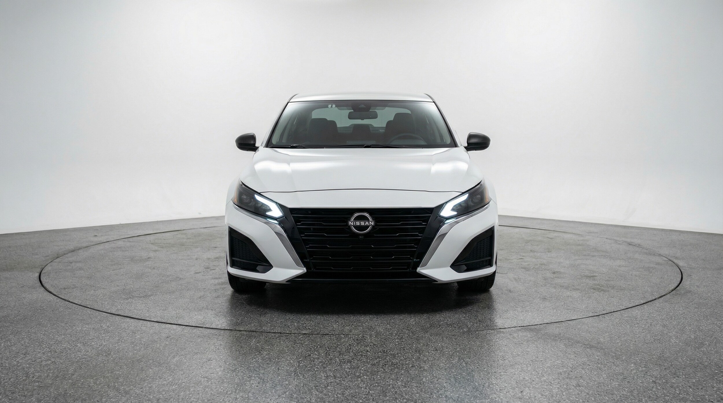 Thumbnail: 2025 Nissan Altima - 2