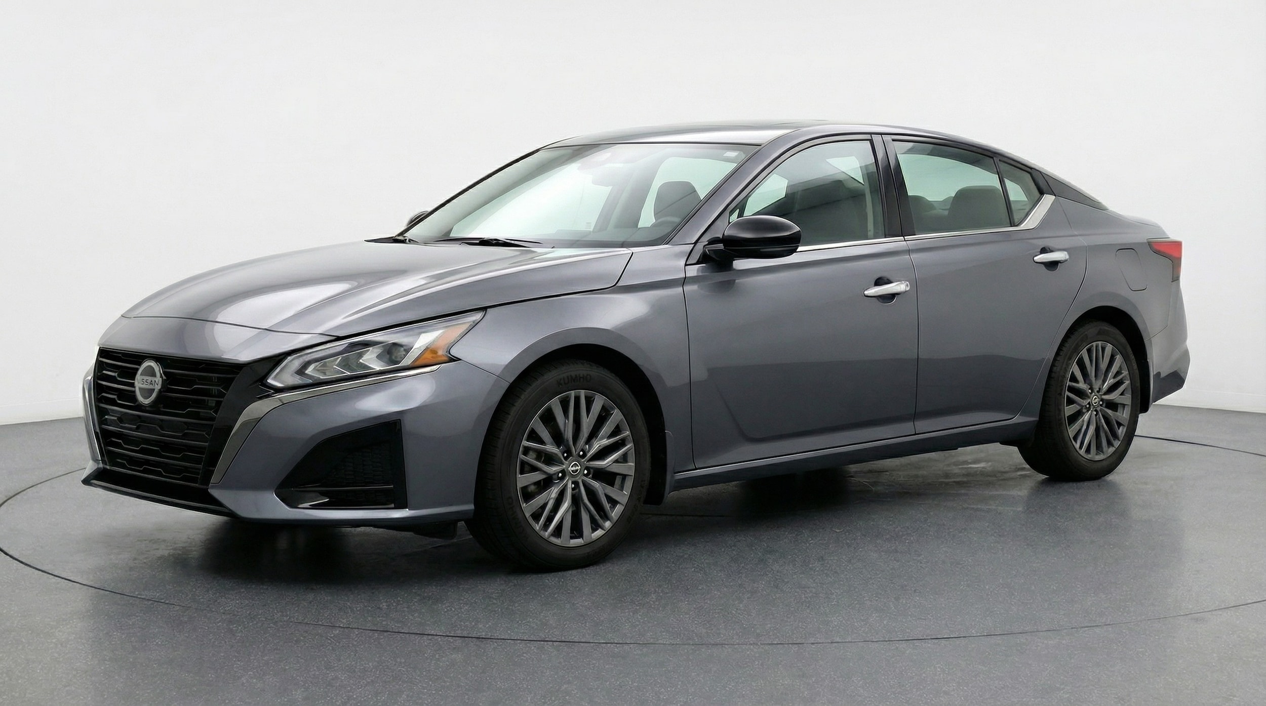 Thumbnail: 2025 Nissan Altima - 3