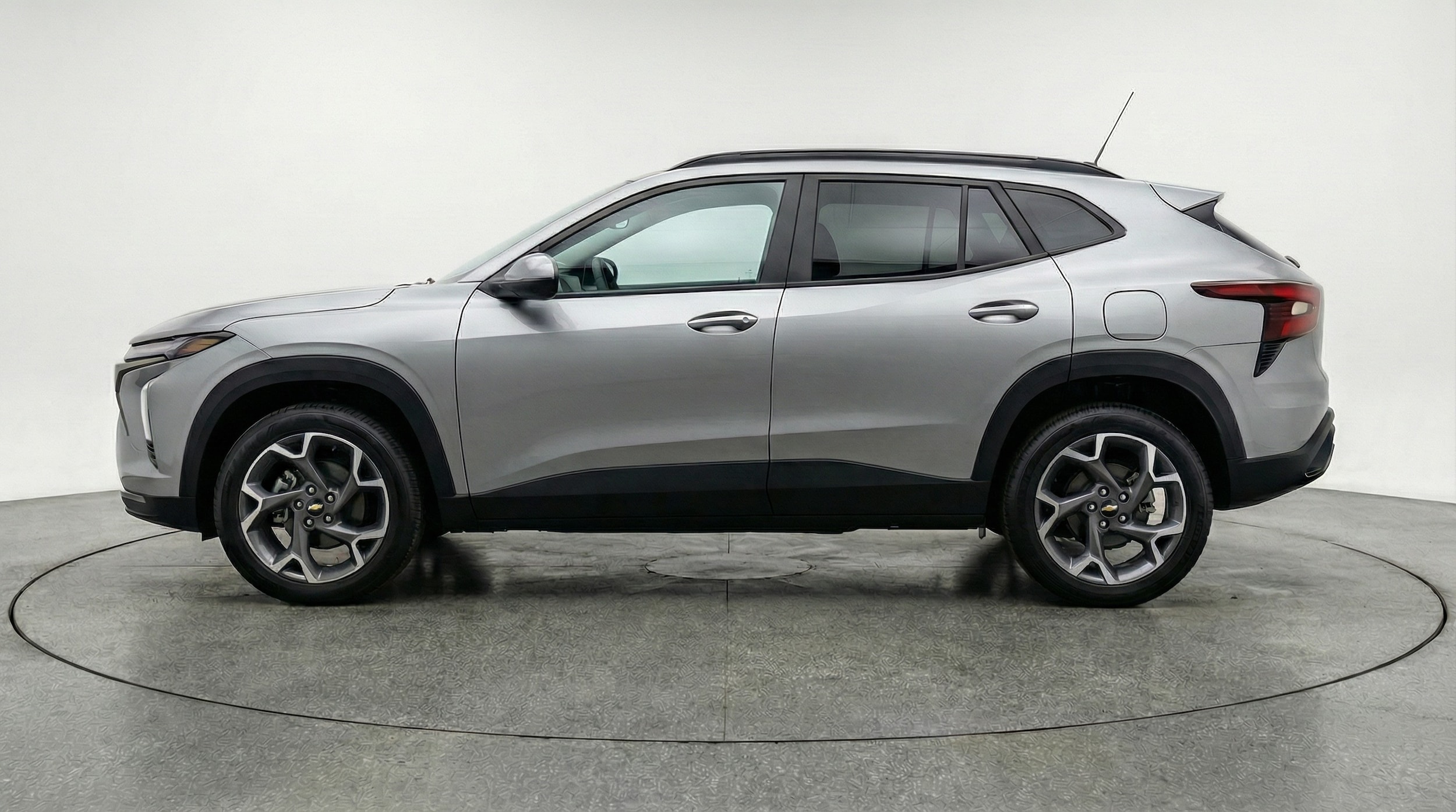 Thumbnail: 2025 Chevrolet Trax - 4