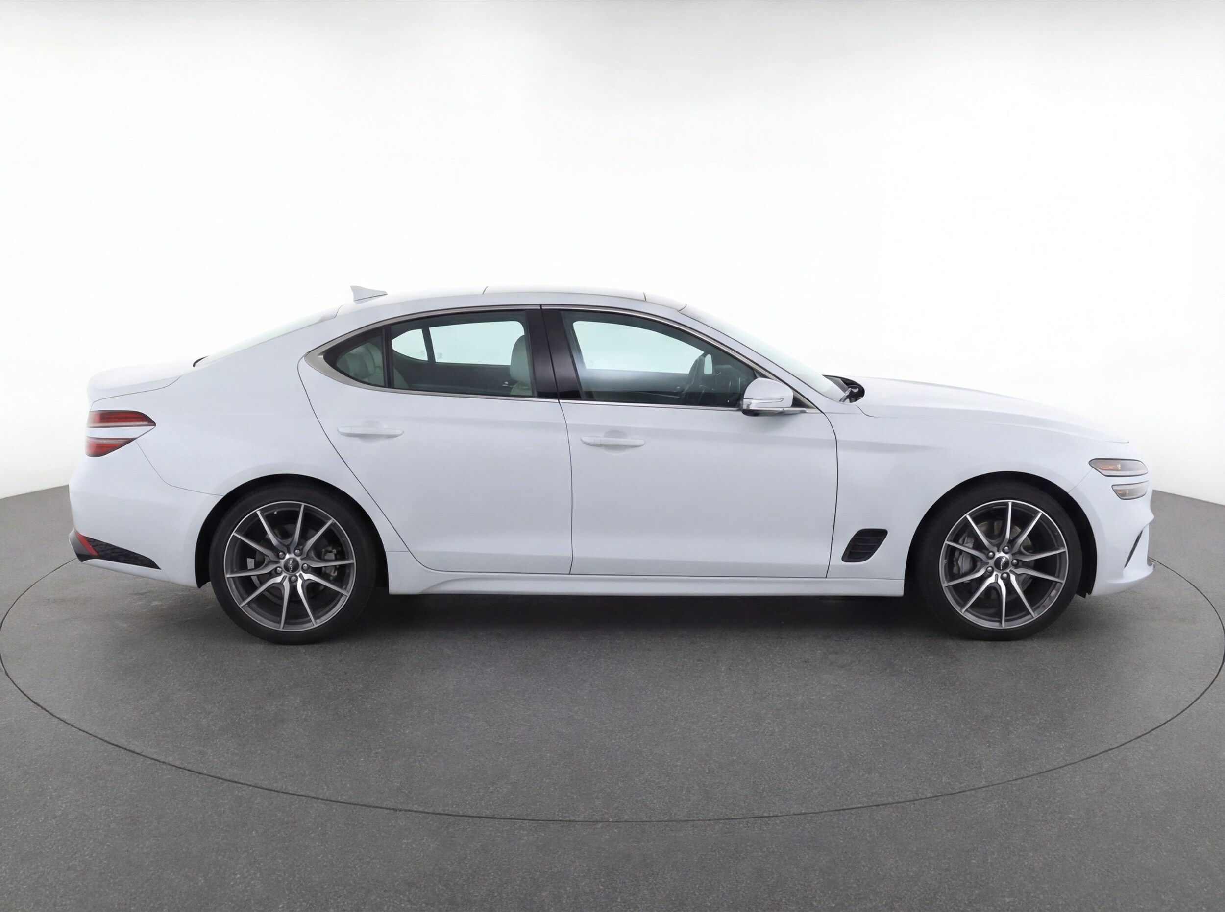 Thumbnail: 2025 Genesis G70 - 8