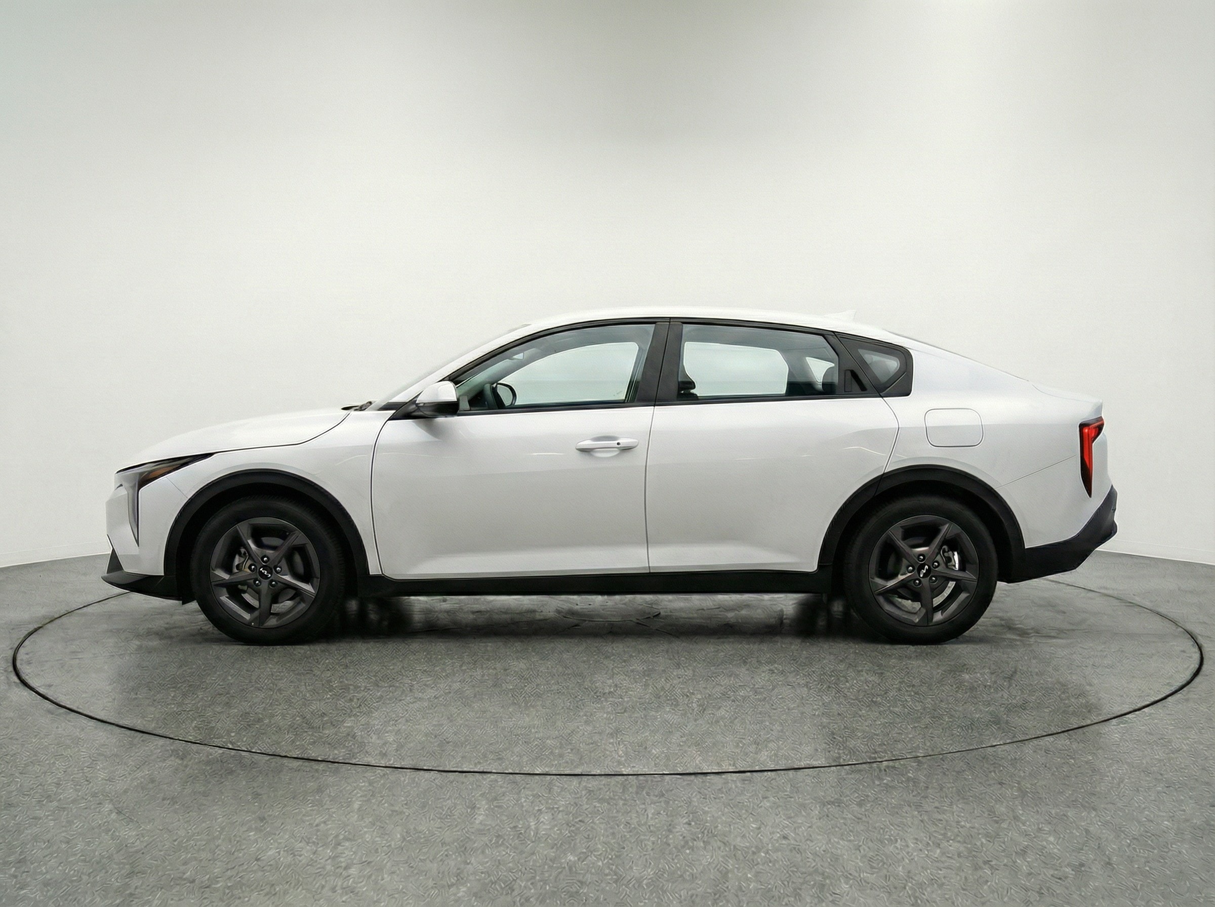 Thumbnail: 2025 Kia K4 - 4