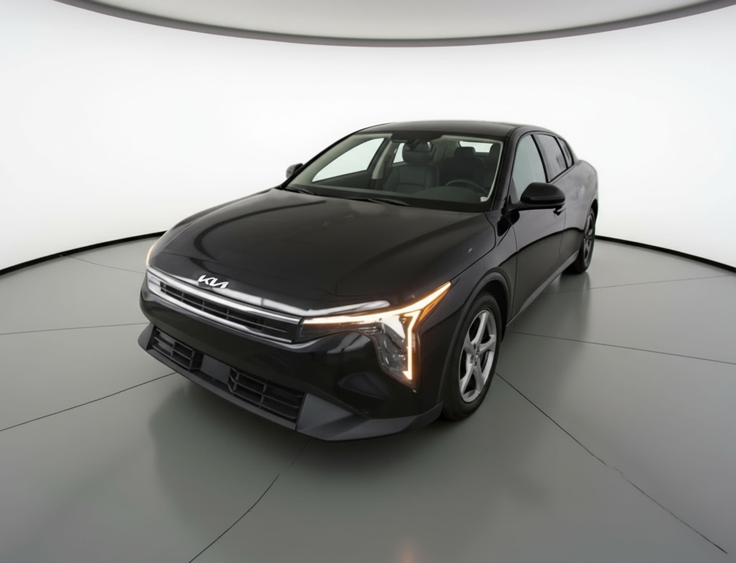 Thumbnail: 2025 Kia K4 - 3