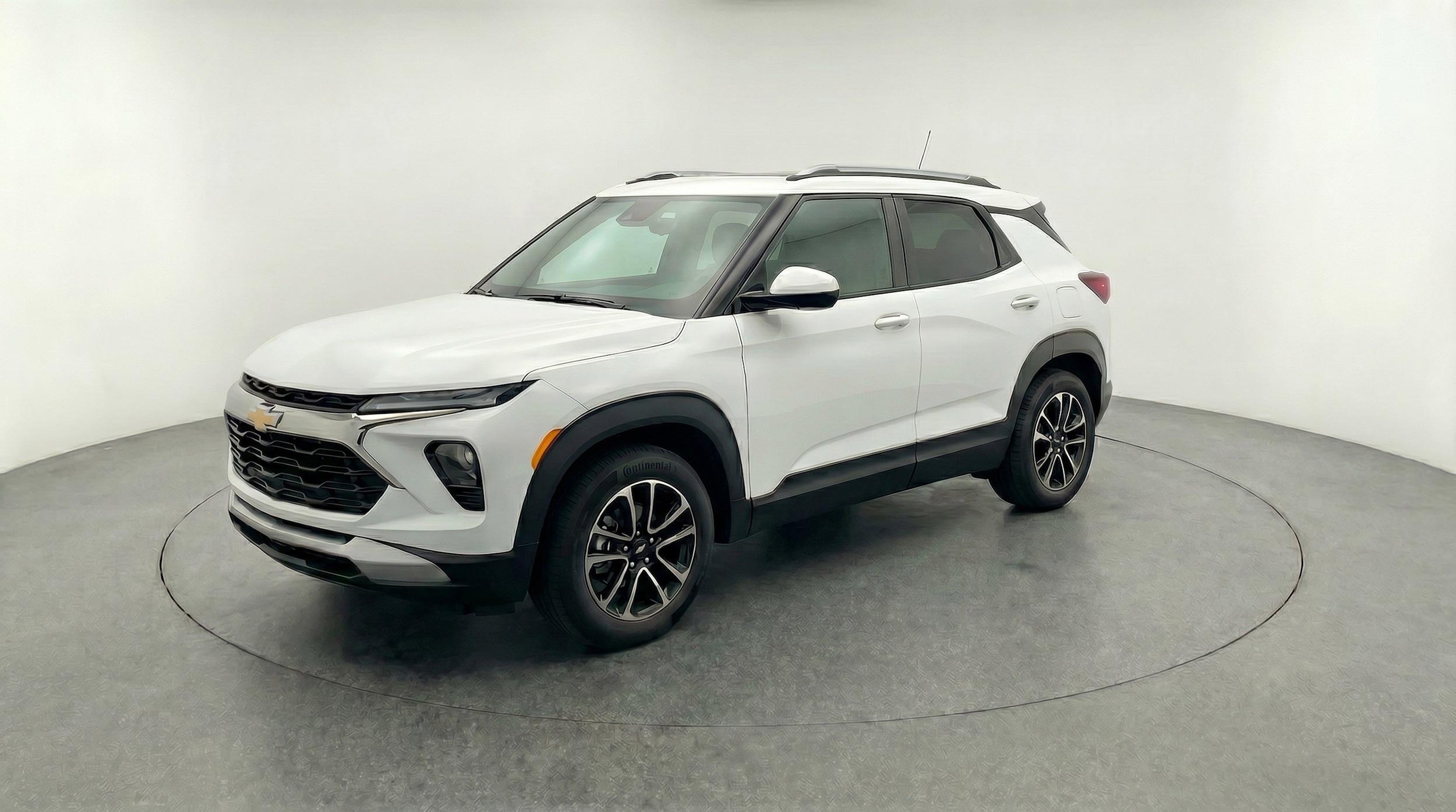 Thumbnail: 2025 Chevrolet TrailBlazer - 3