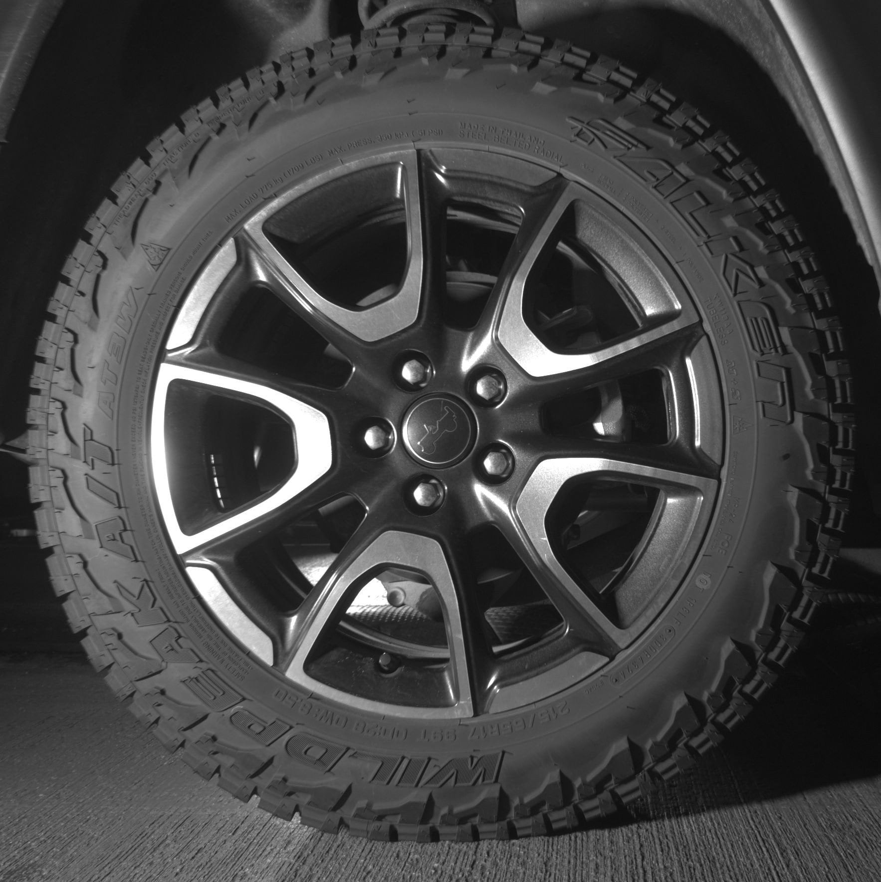 Thumbnail: 2025 Jeep Compass - 15