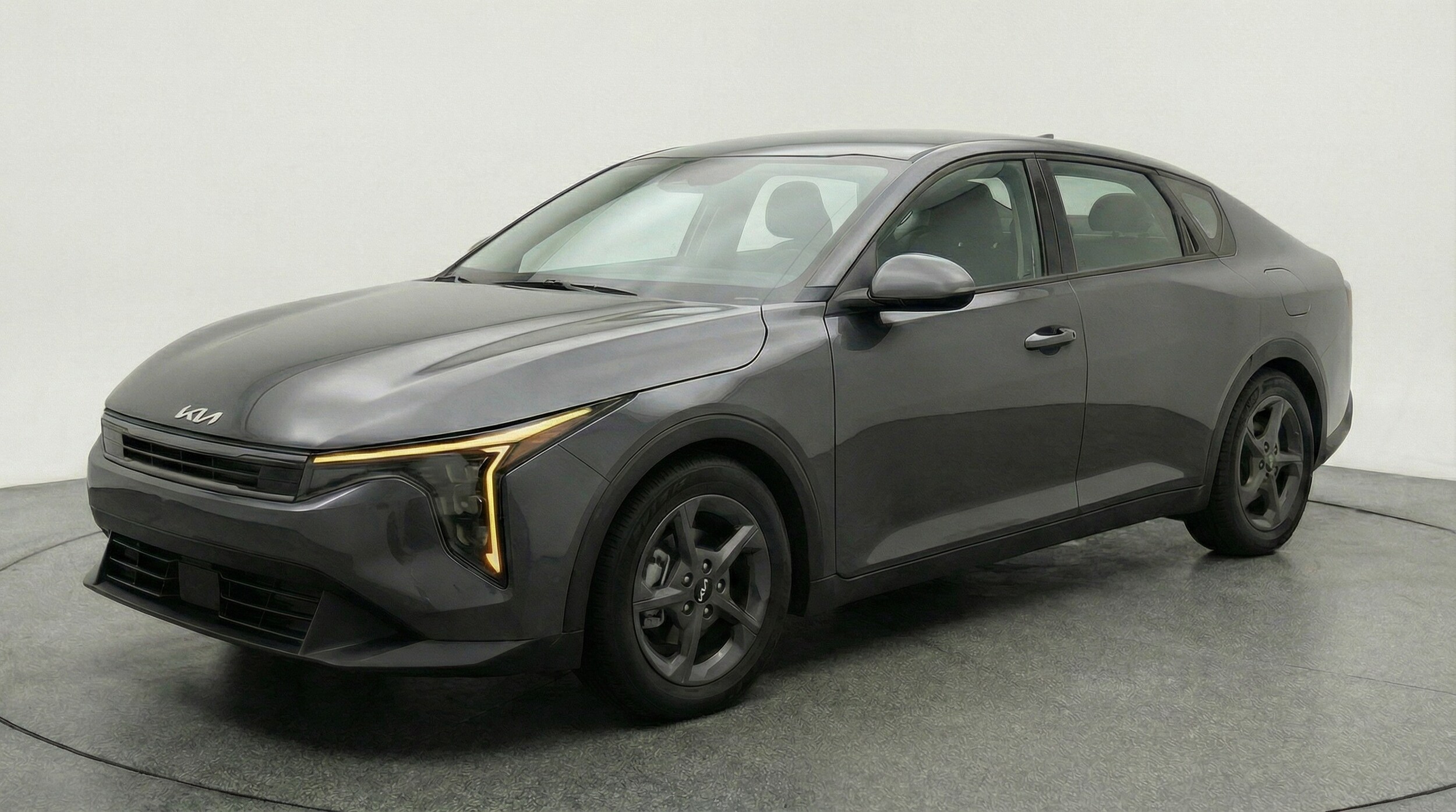 Thumbnail: 2025 Kia K4 - 3