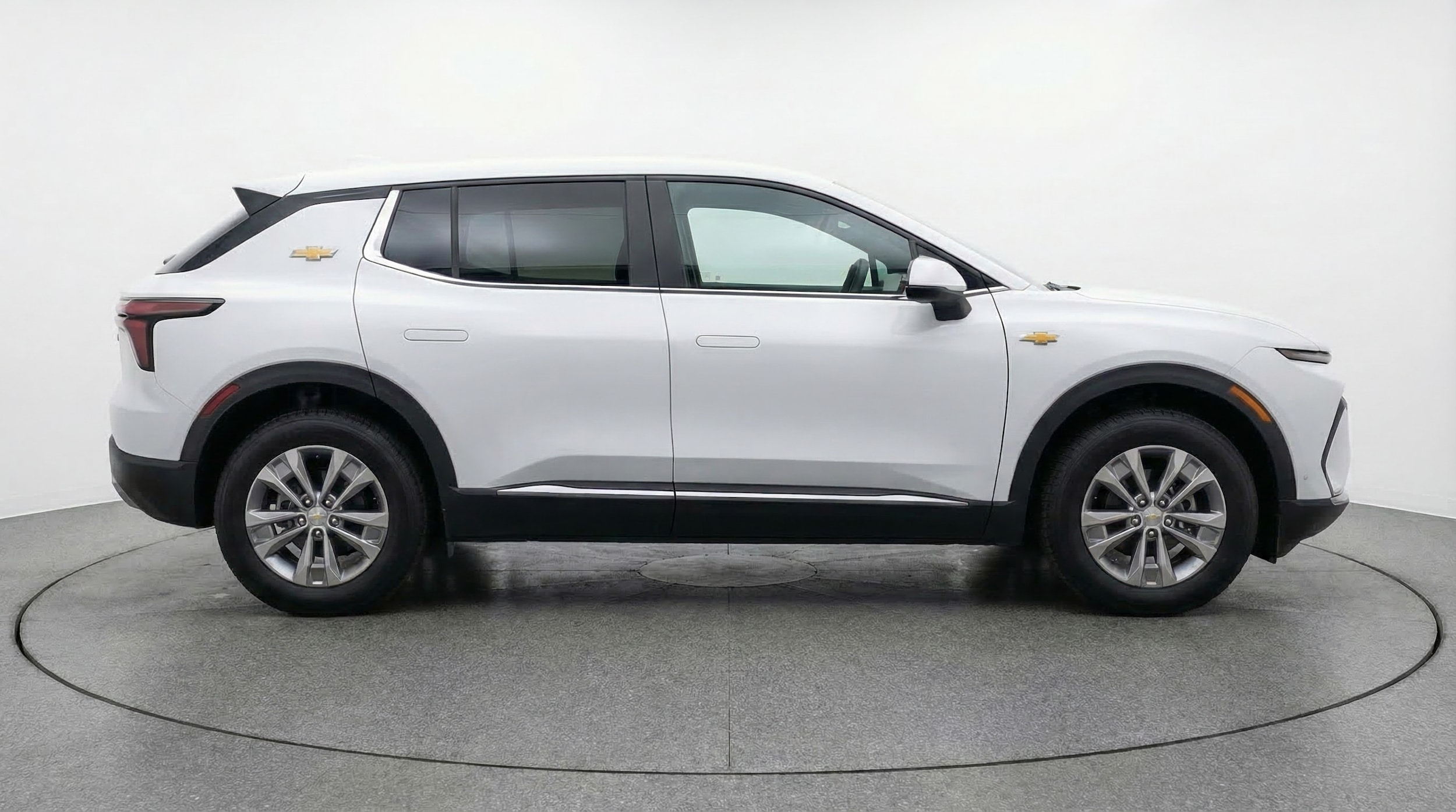 Thumbnail: 2025 Chevrolet Equinox - 8