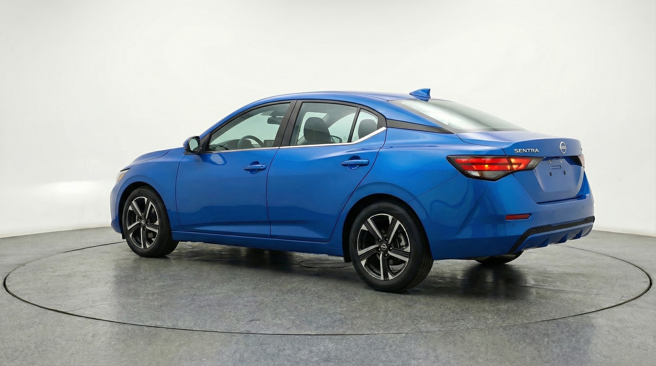 Thumbnail: 2025 Nissan Sentra - 5