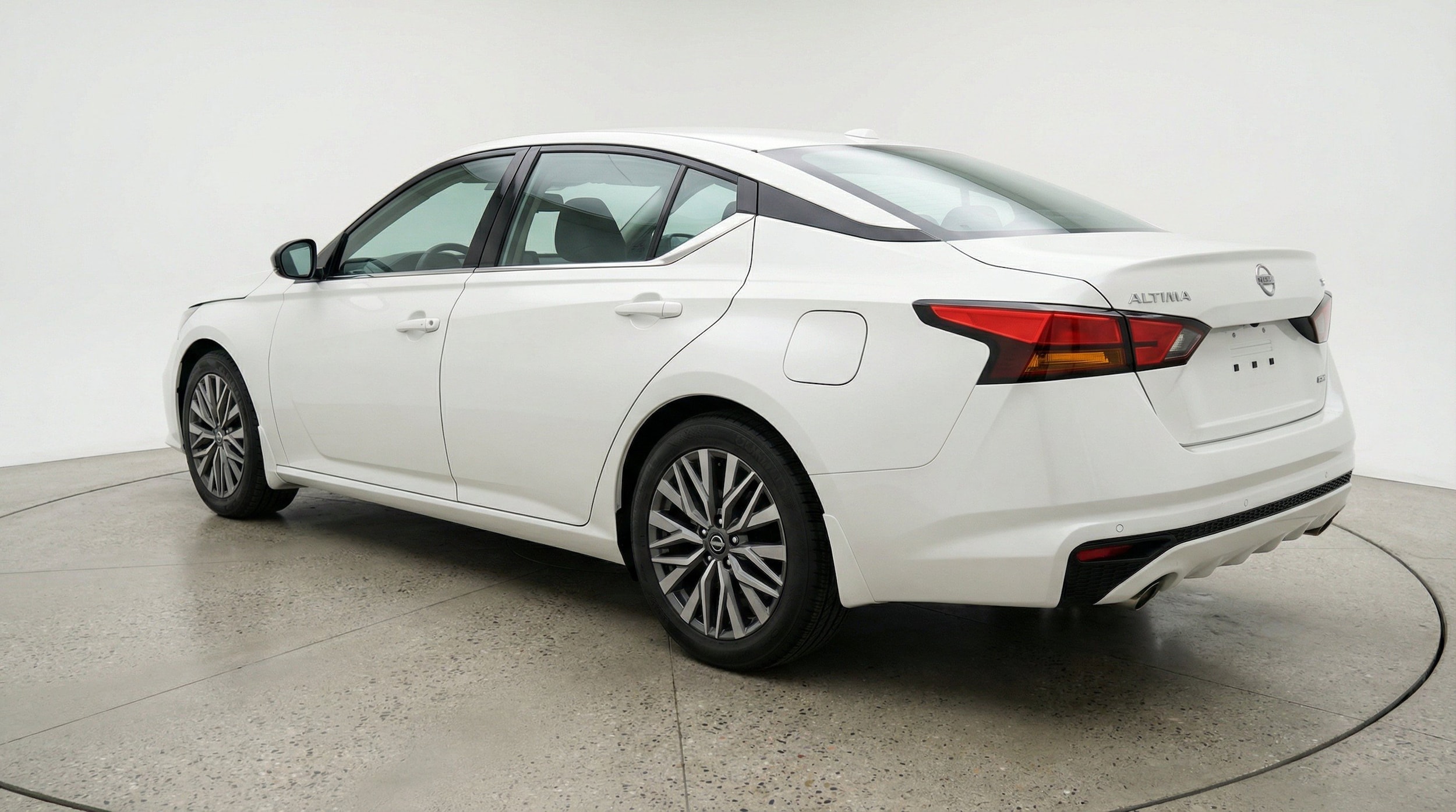 Thumbnail: 2025 Nissan Altima - 6