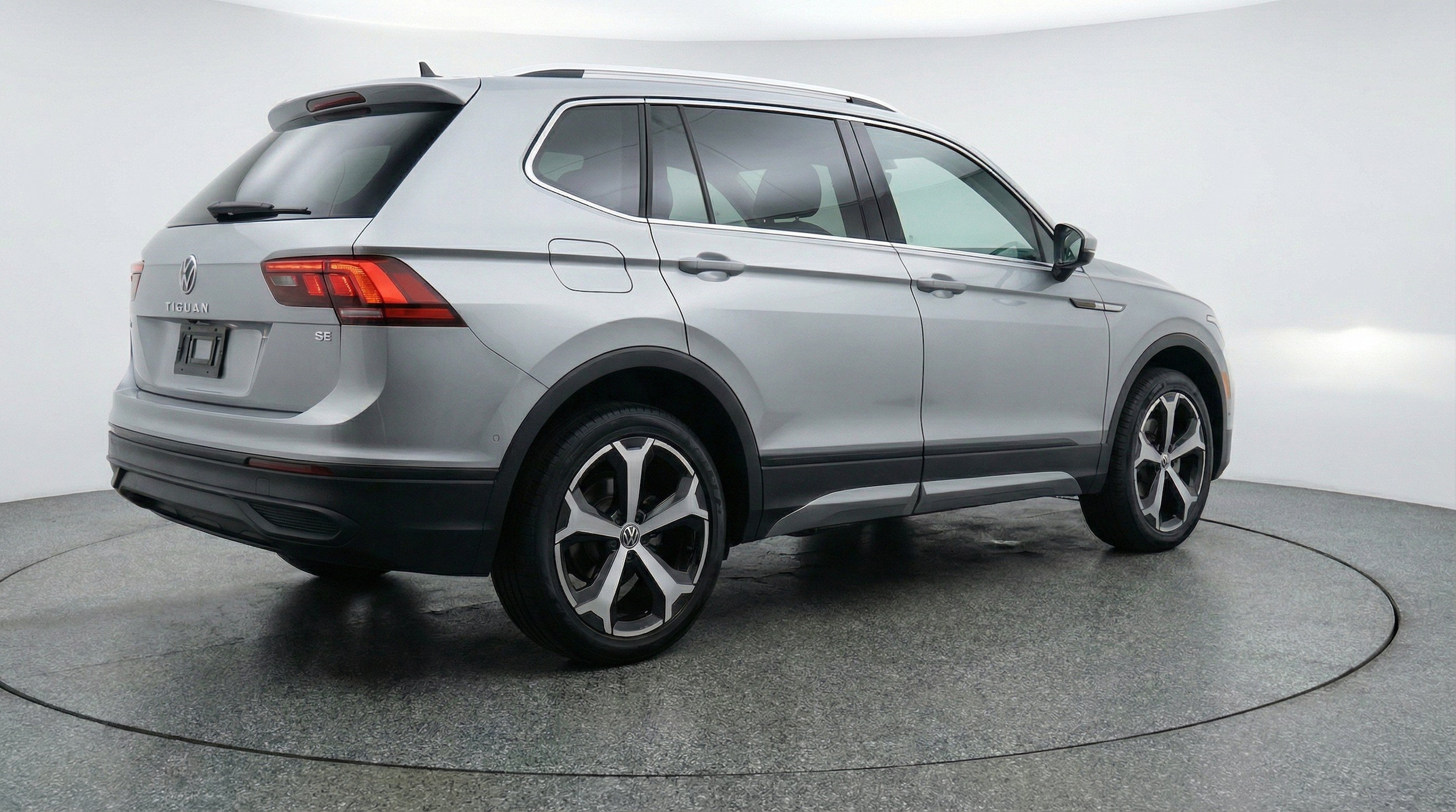 Thumbnail: 2026 Volkswagen Tiguan - 9