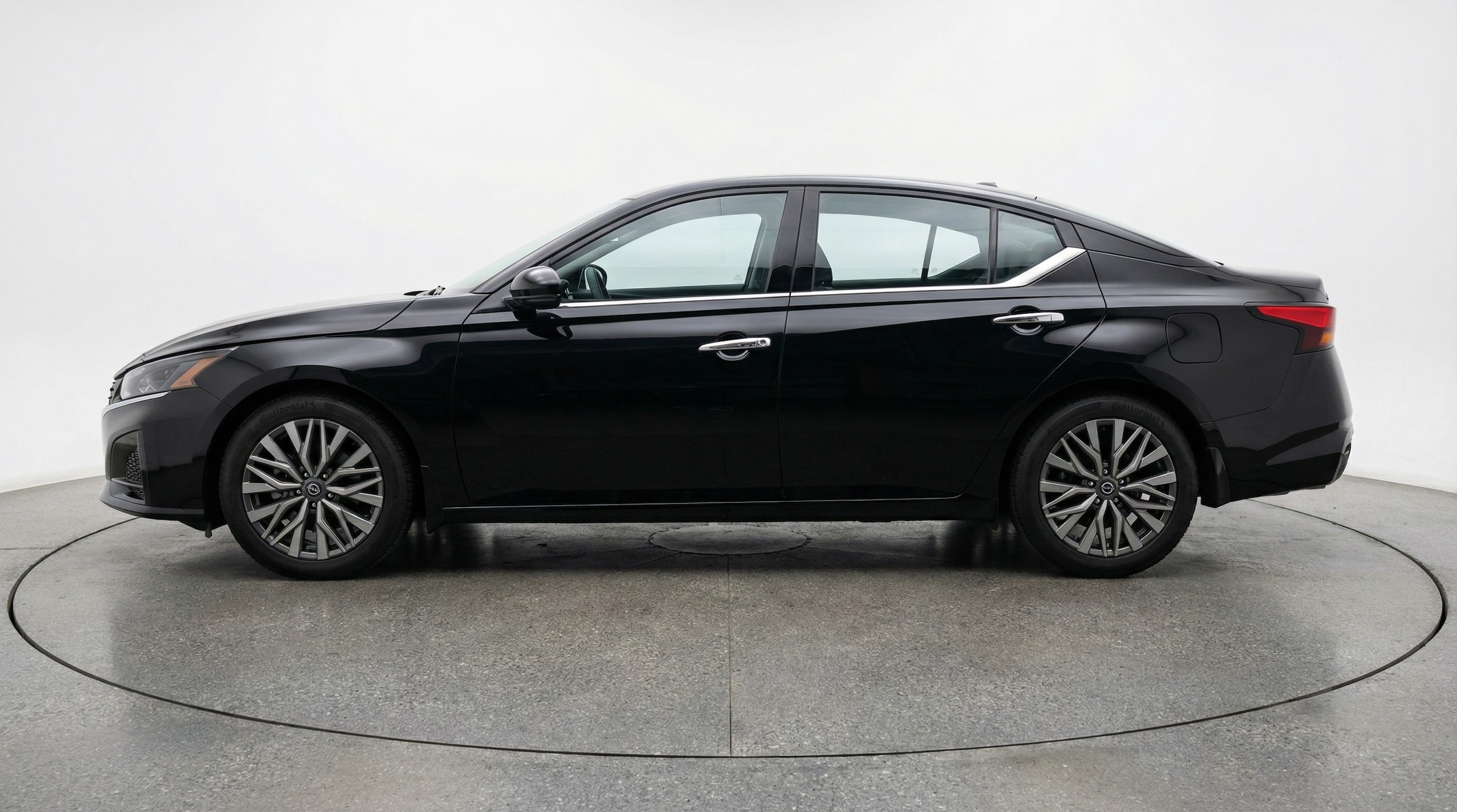 Thumbnail: 2025 Nissan Altima - 4