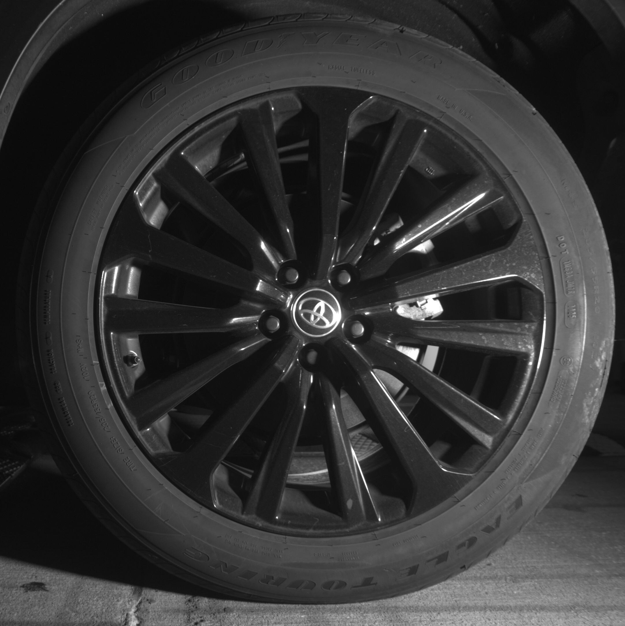 Thumbnail: 2025 Toyota Highlander - 11