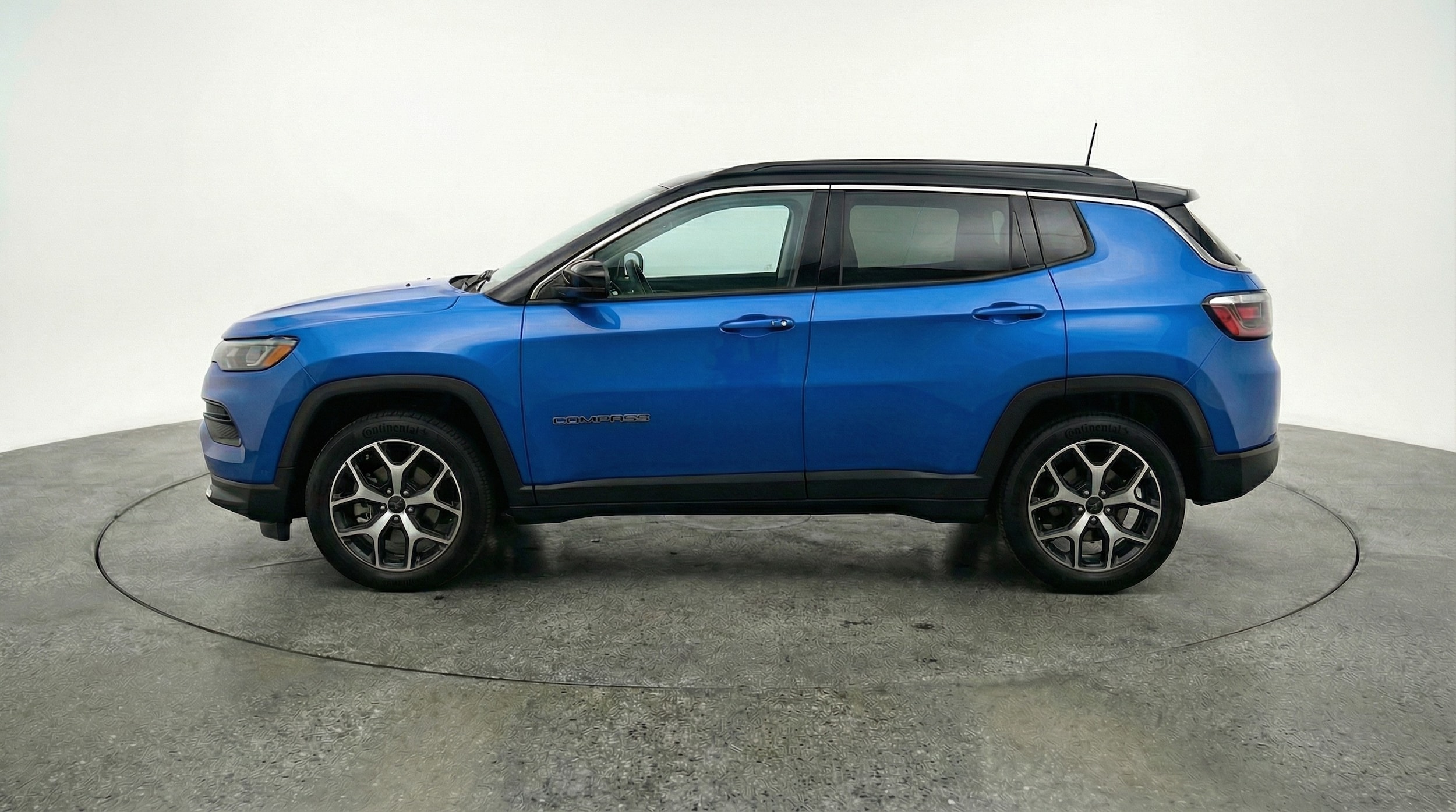 Thumbnail: 2025 Jeep Compass - 4