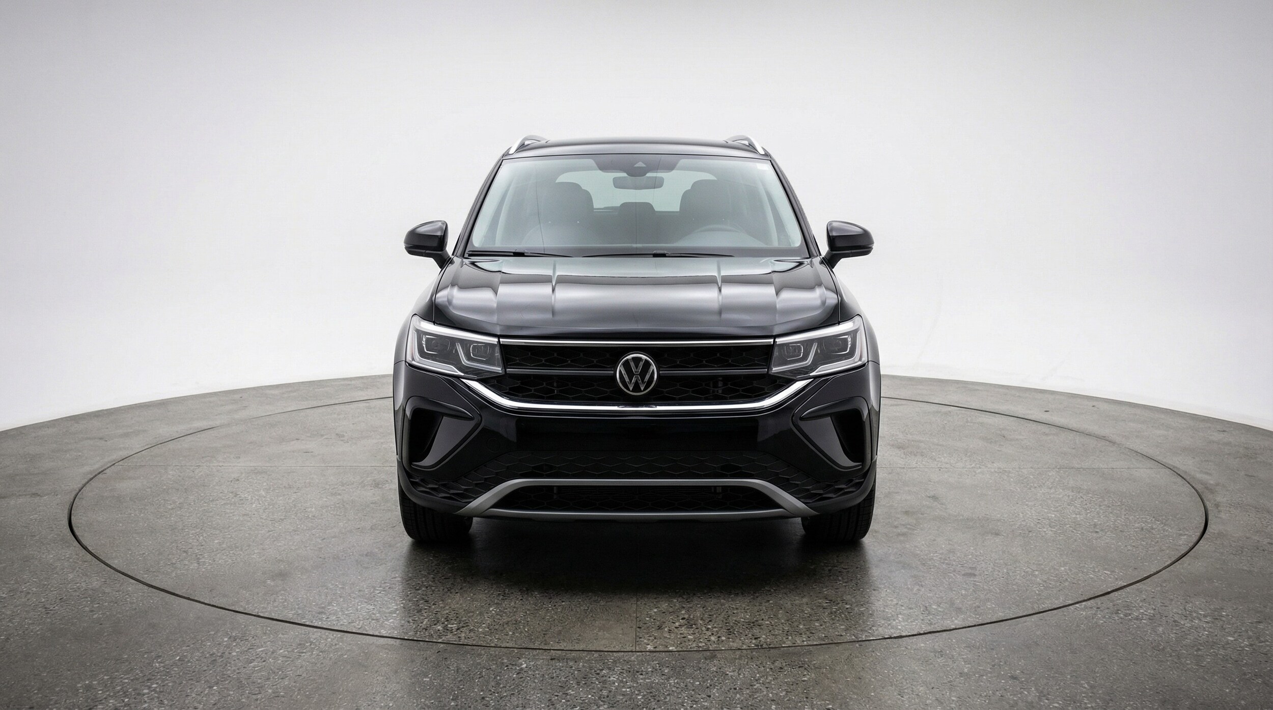 Thumbnail: 2025 Volkswagen Taos - 2