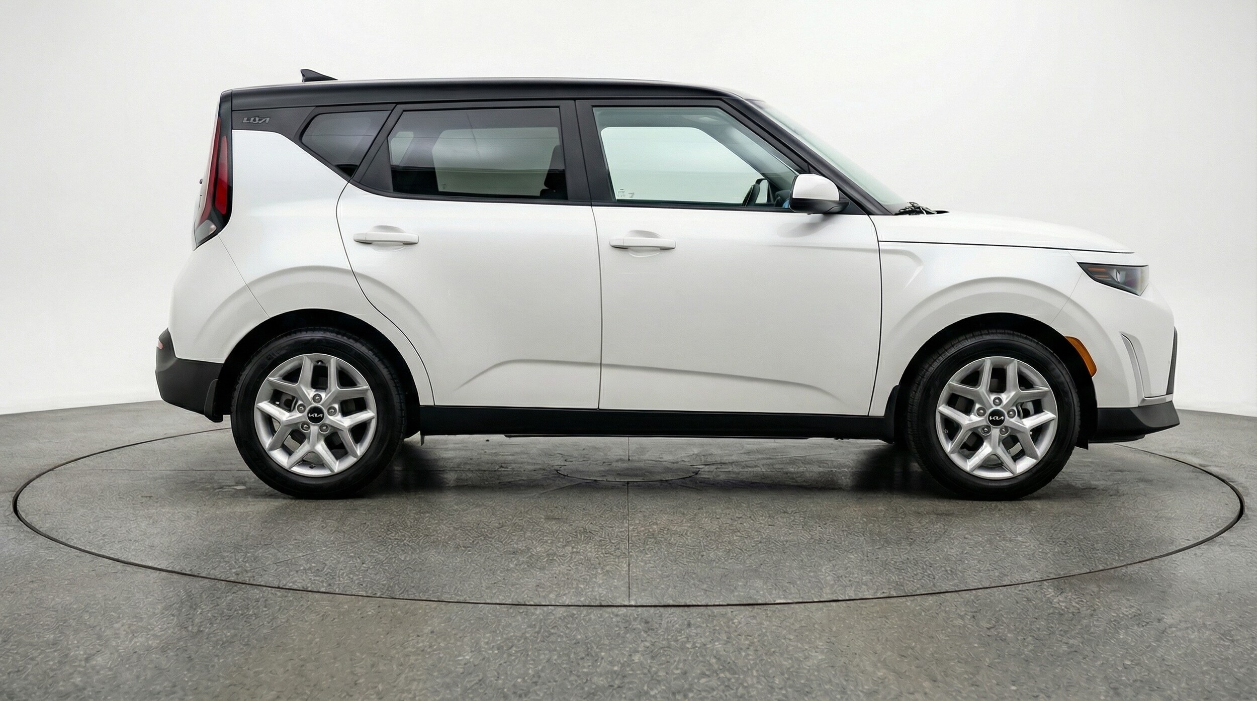 Thumbnail: 2025 Kia Soul - 8