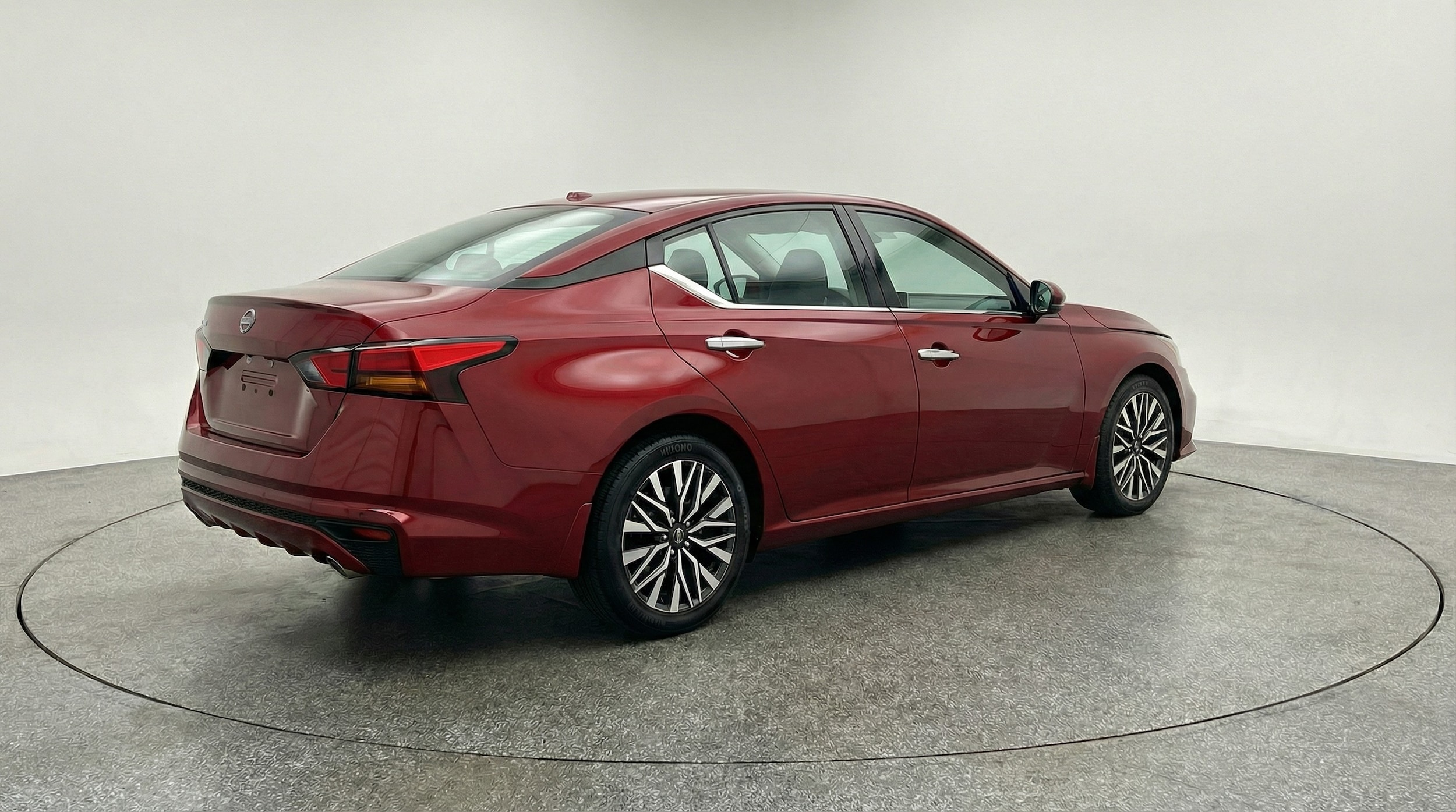 Thumbnail: 2025 Nissan Altima - 7