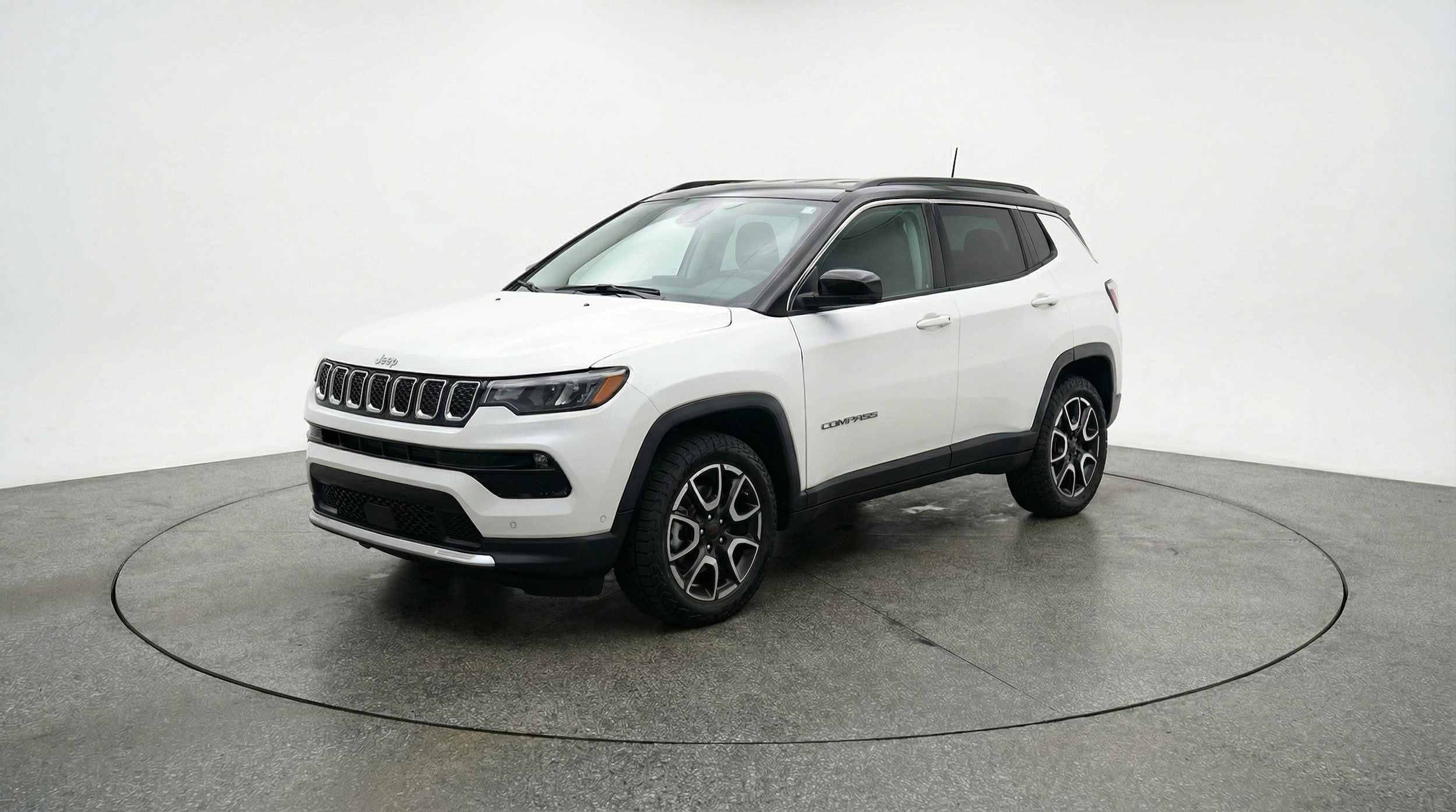 Thumbnail: 2025 Jeep Compass - 3