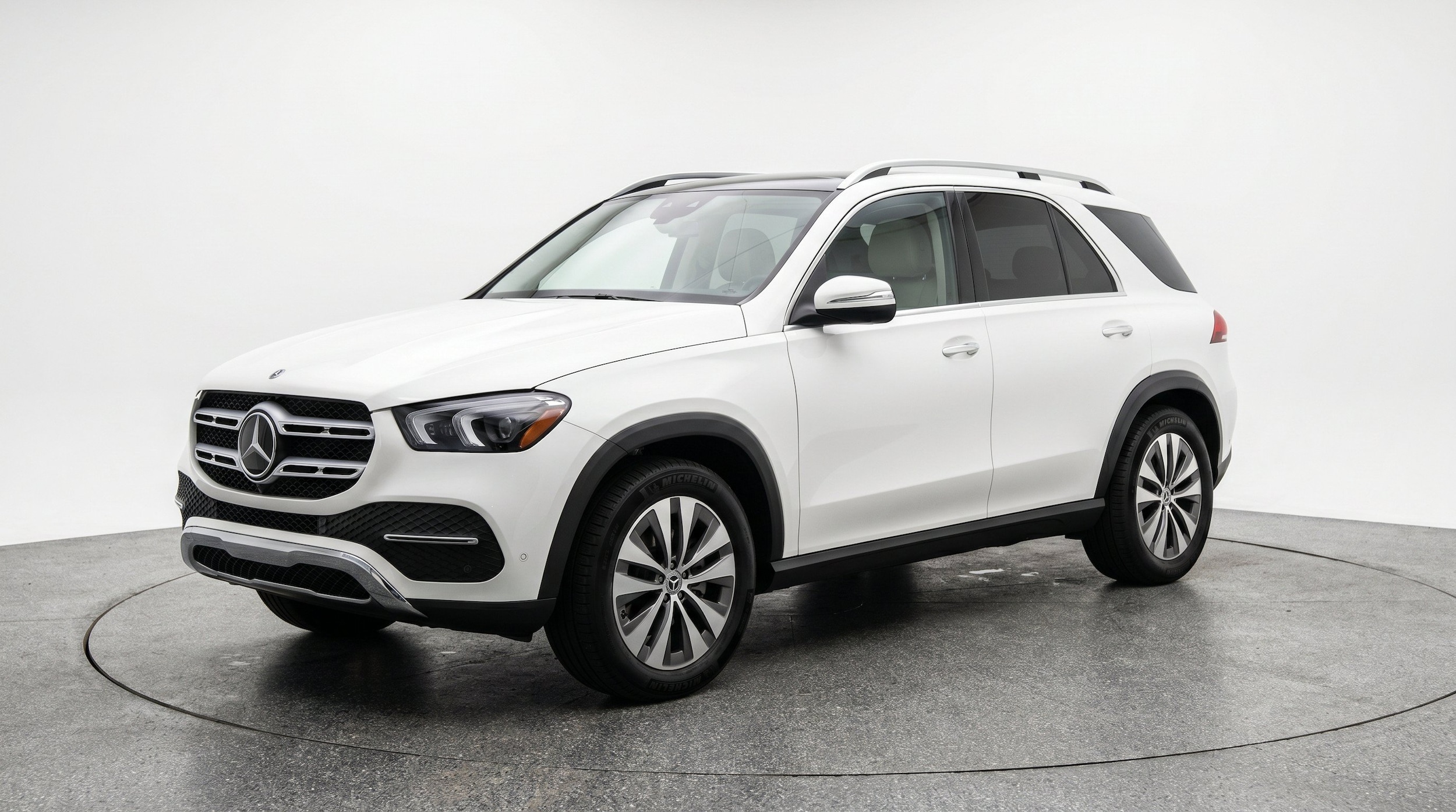 Thumbnail: 2026 Mercedes-Benz GLE - 3