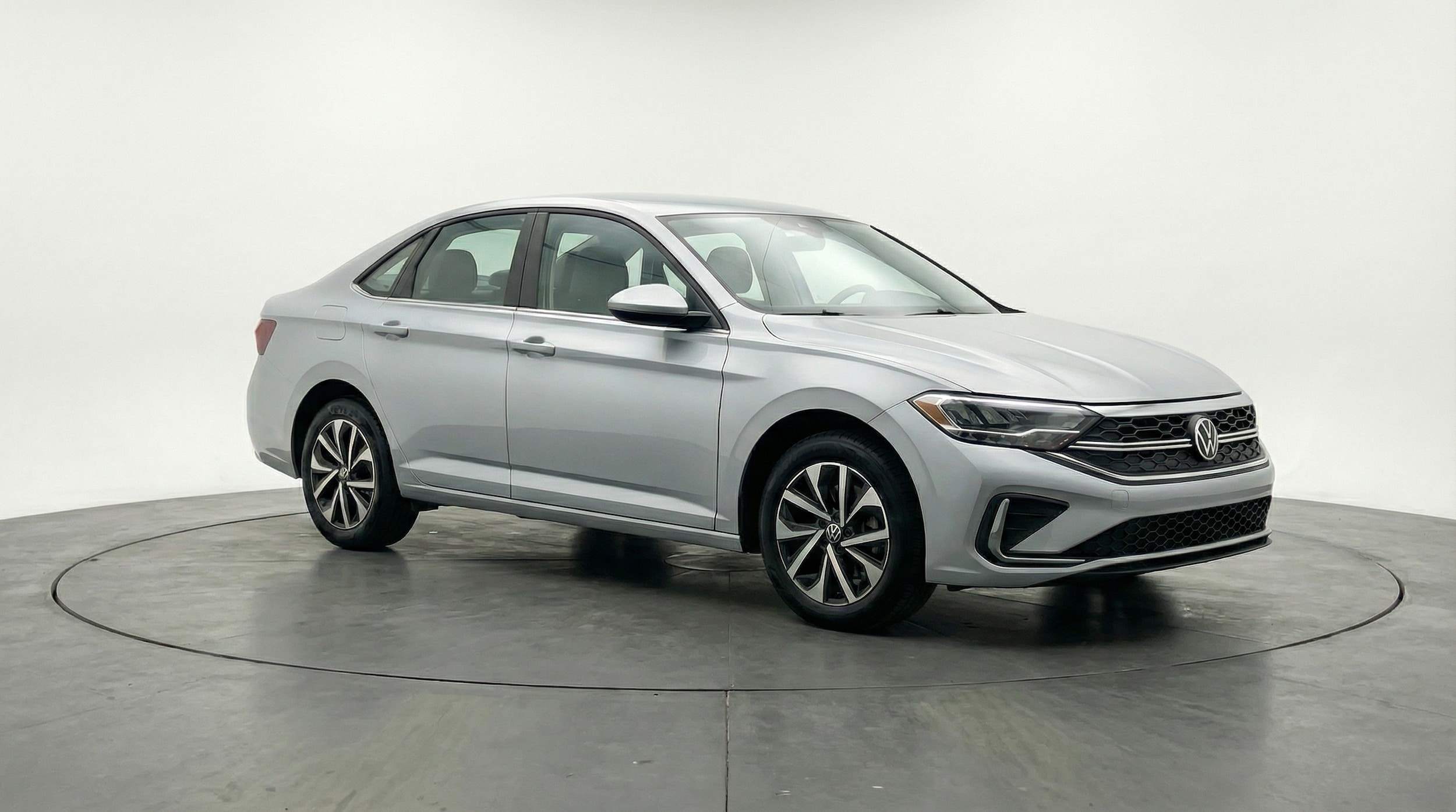 Thumbnail: 2025 Volkswagen Jetta - 1