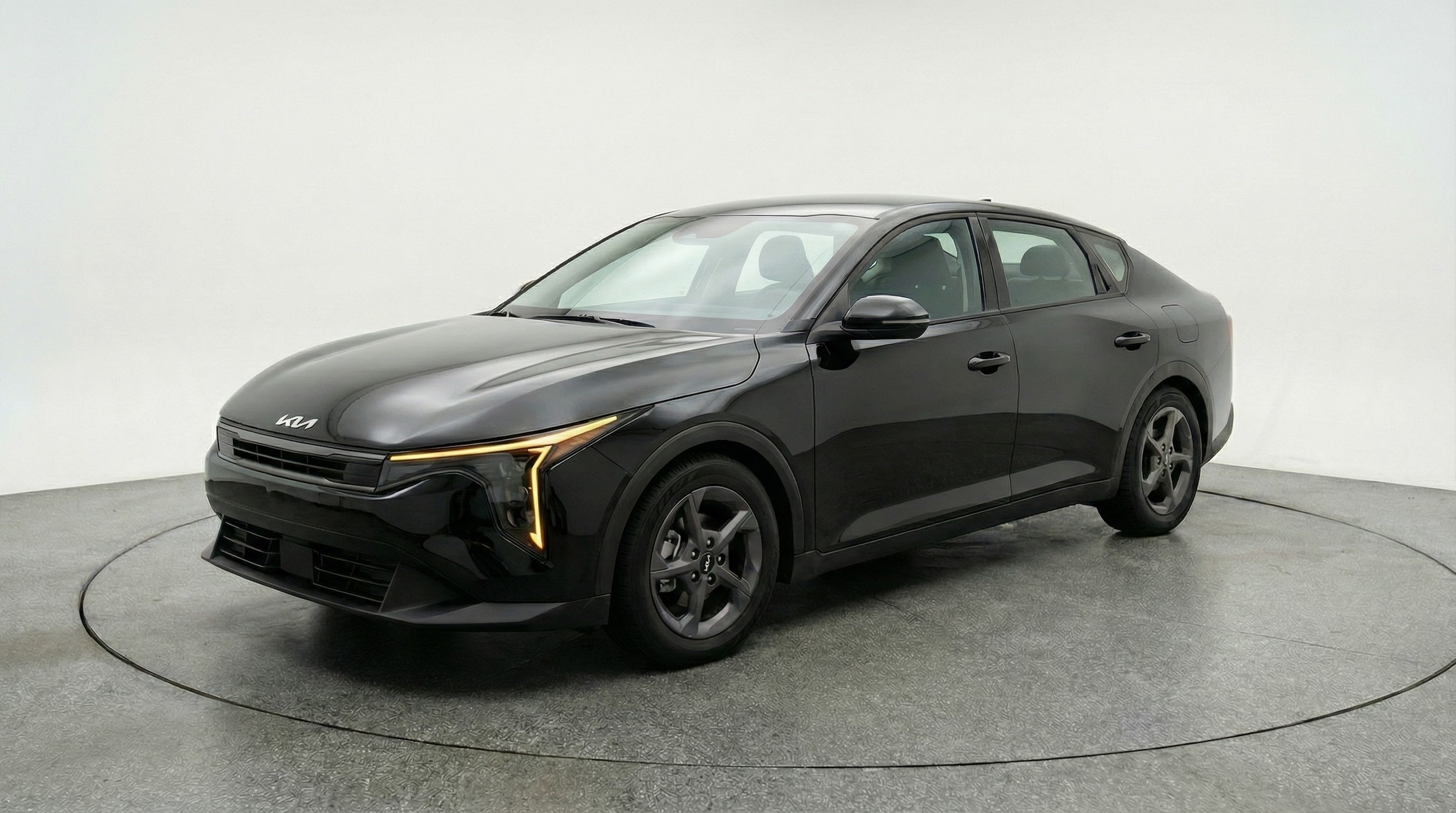 Thumbnail: 2025 Kia K4 - 3