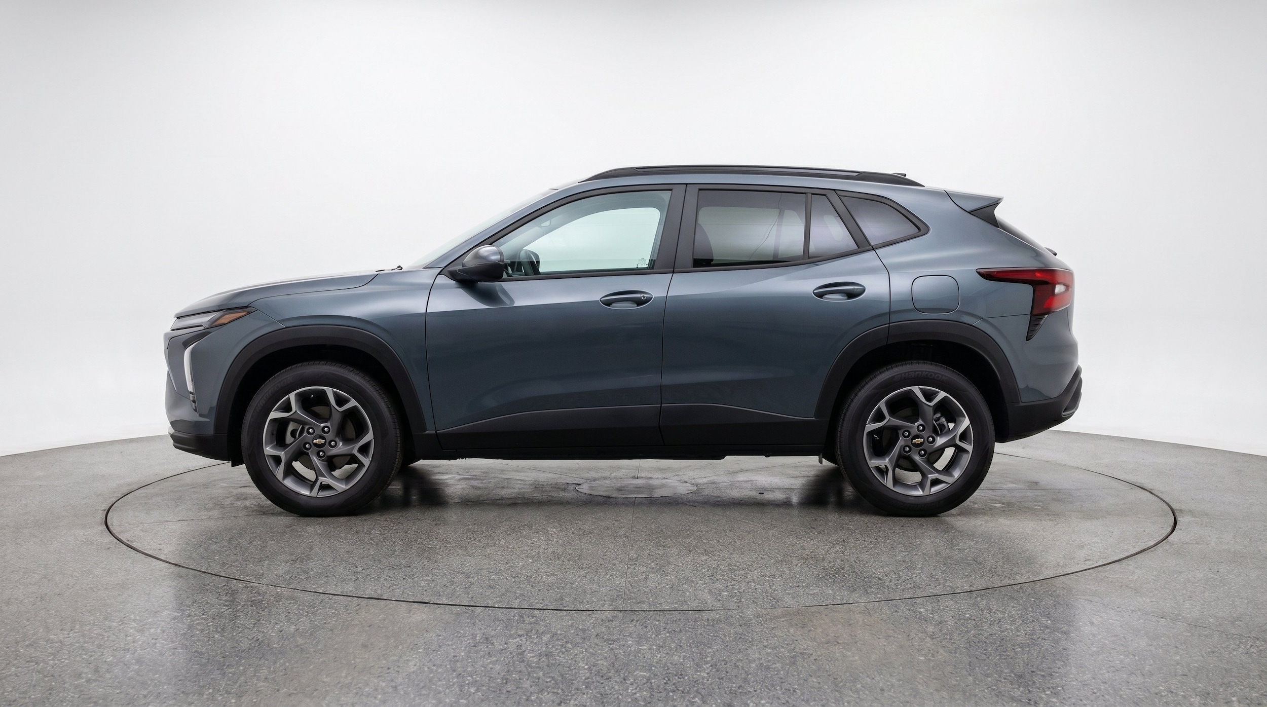 Thumbnail: 2025 Chevrolet Trax - 5