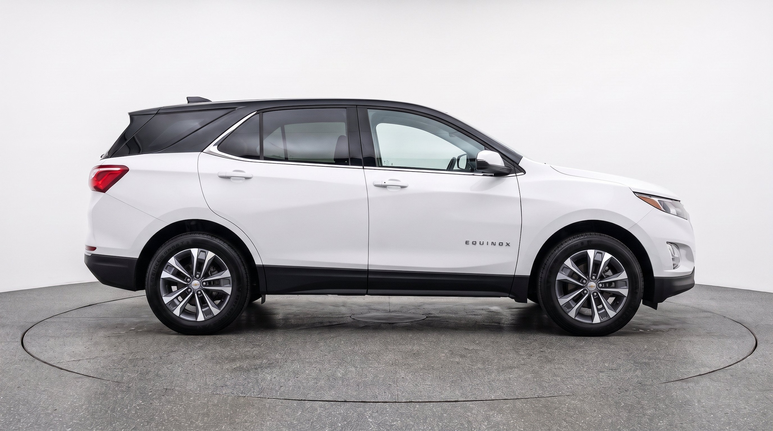 Thumbnail: 2025 Chevrolet Equinox - 10