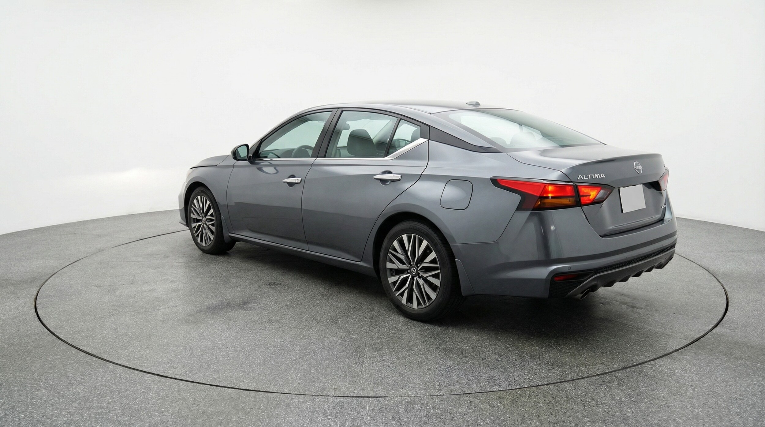 Thumbnail: 2025 Nissan Altima - 5