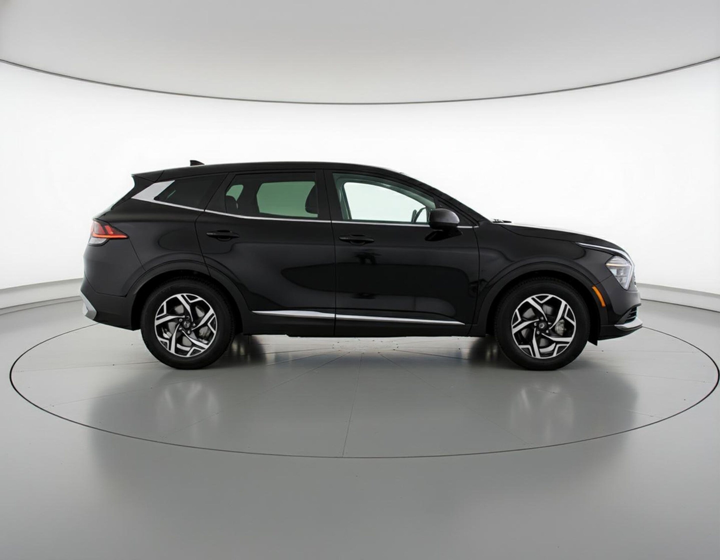 Thumbnail: 2025 Kia Sportage - 8