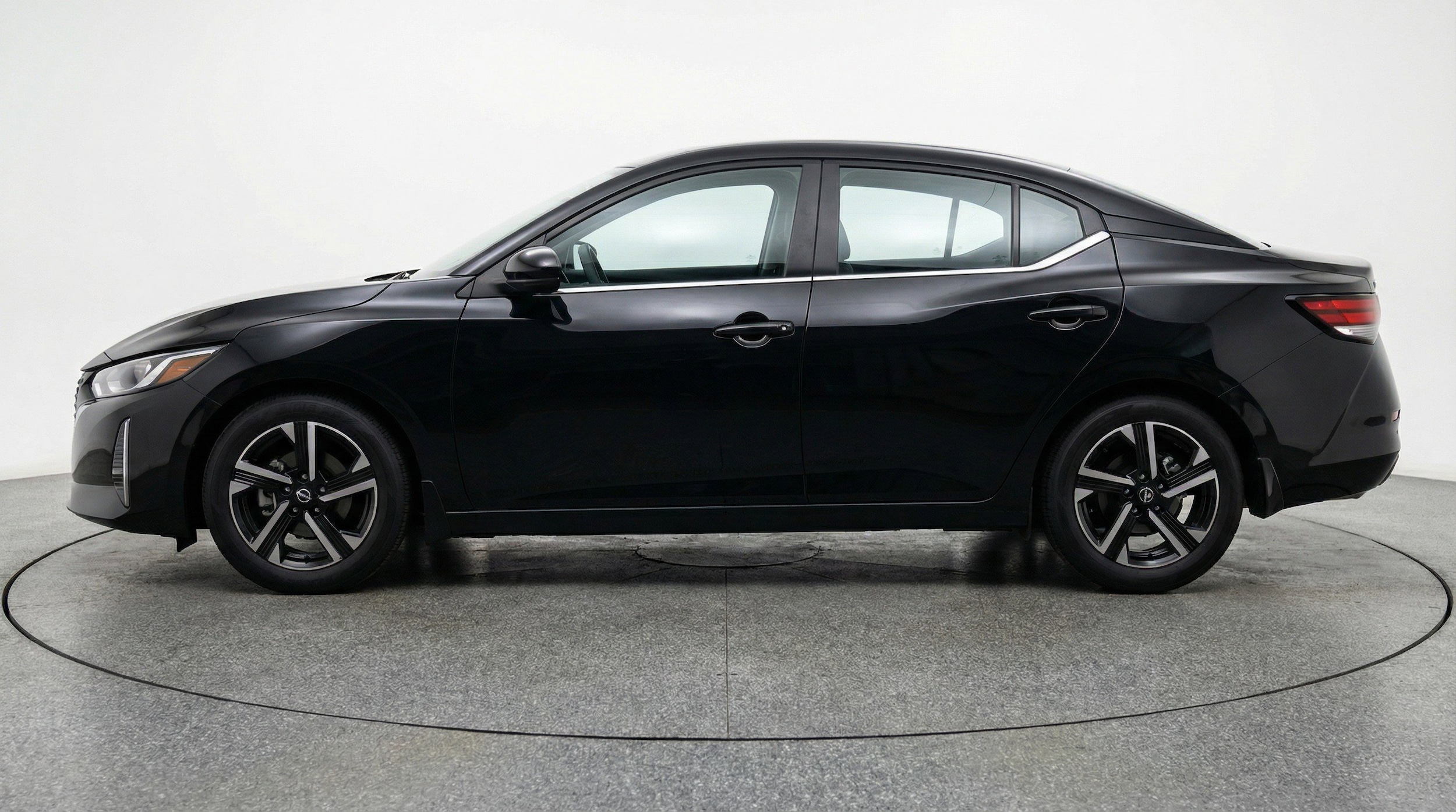 Thumbnail: 2025 Nissan Sentra - 5