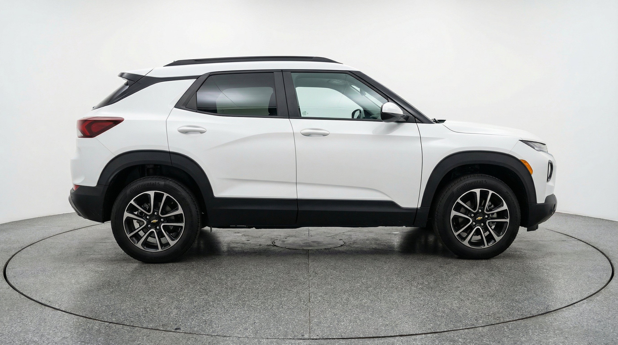Thumbnail: 2025 Chevrolet TrailBlazer - 11