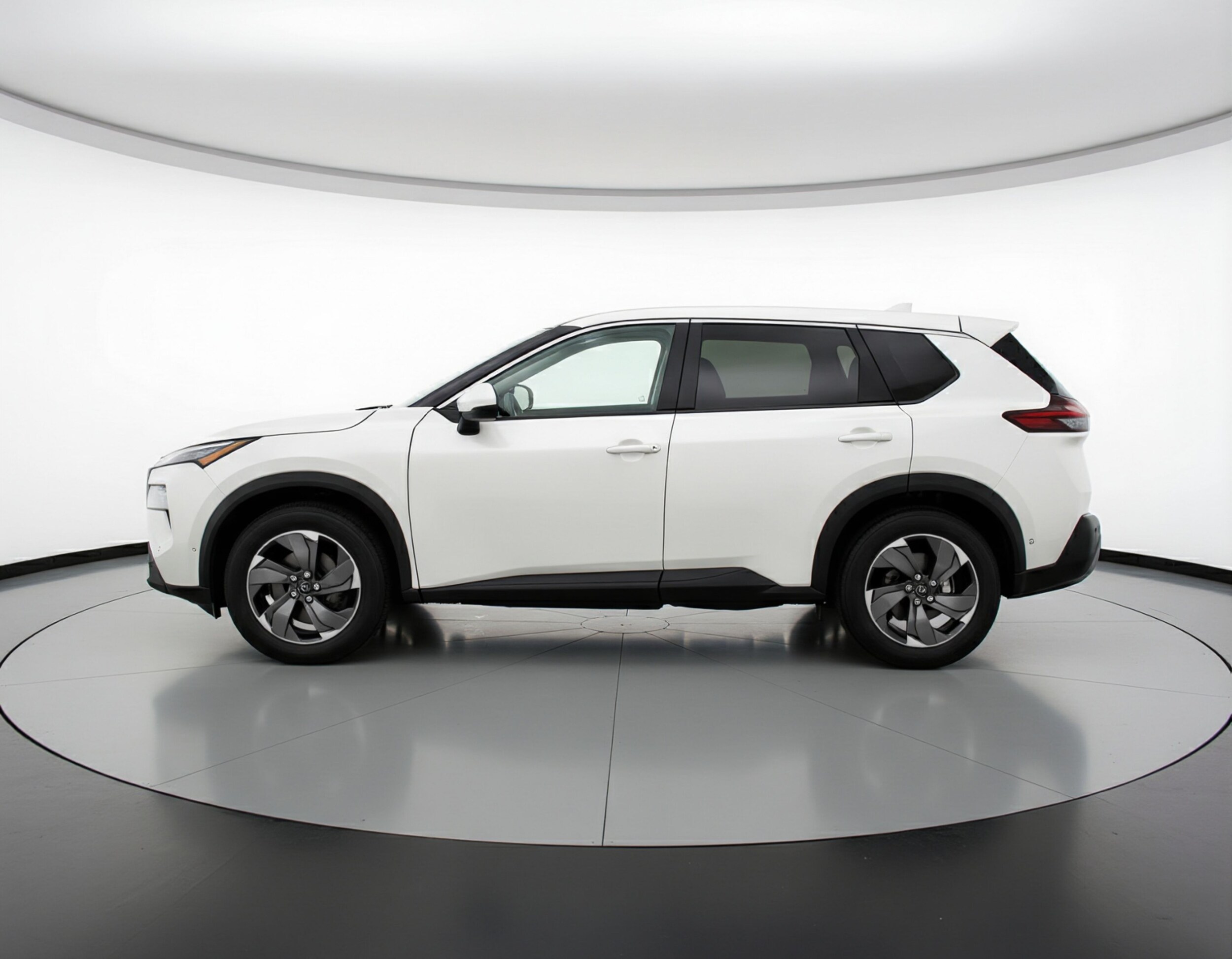 Thumbnail: 2025 Nissan Rogue - 4
