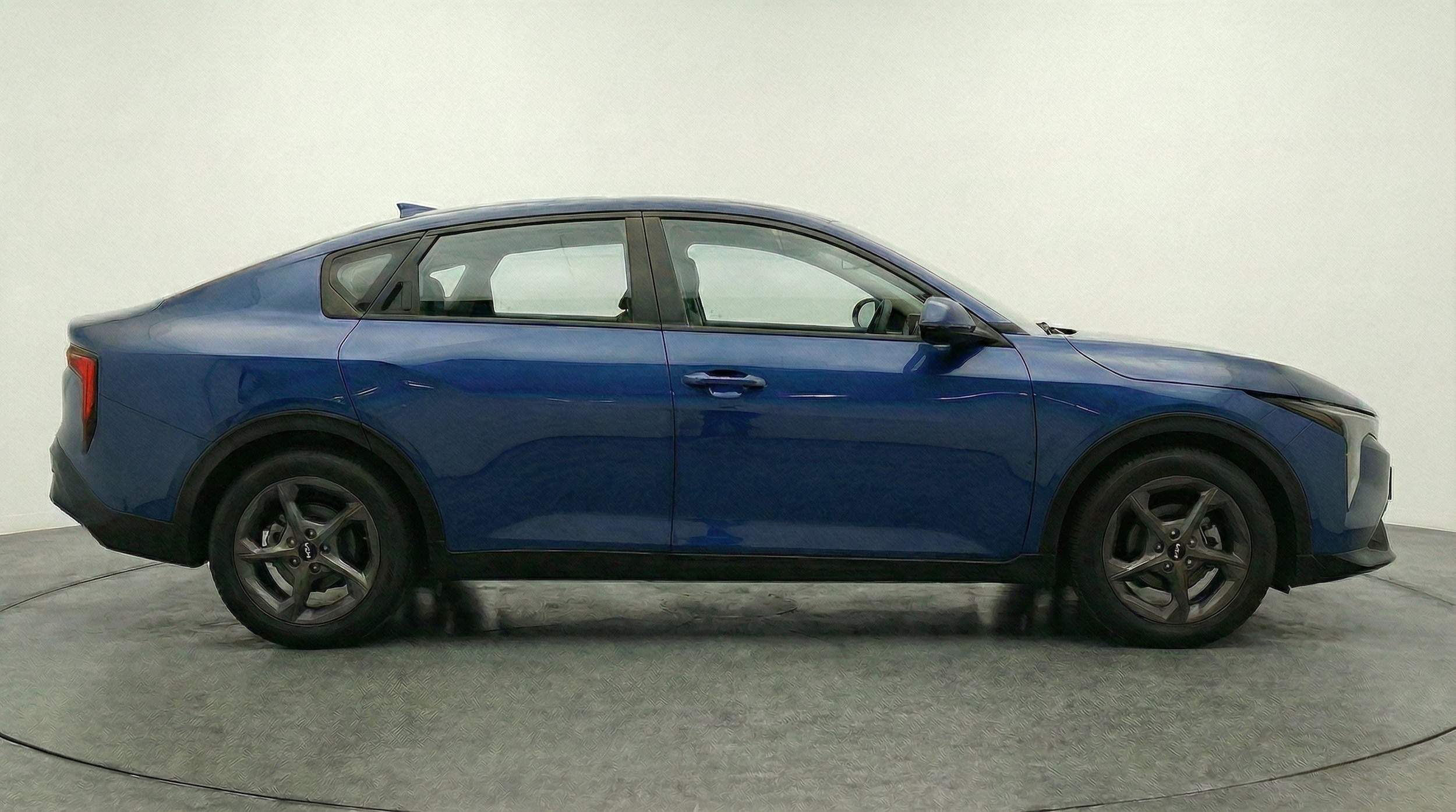 Thumbnail: 2025 Kia K4 - 10