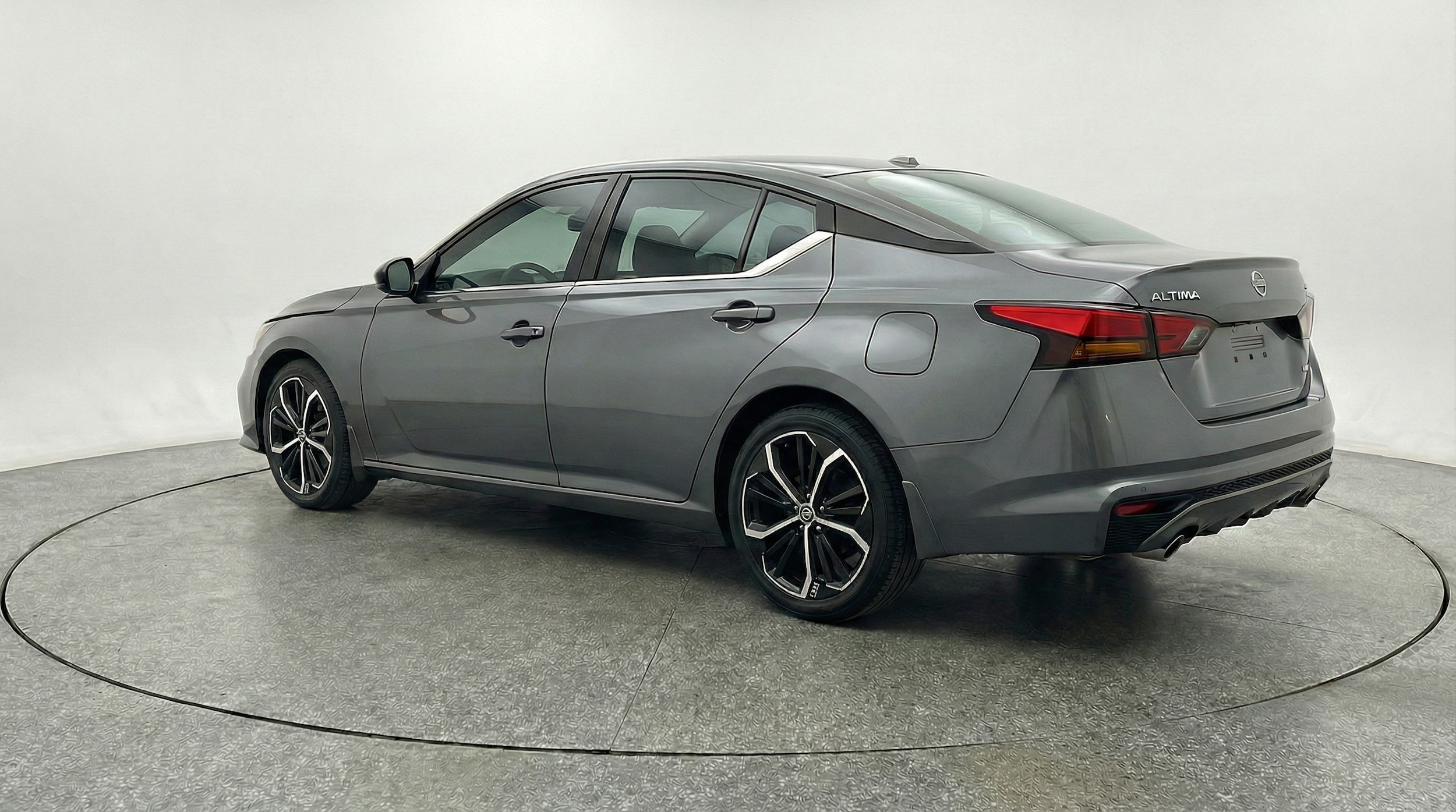 Thumbnail: 2025 Nissan Altima - 5