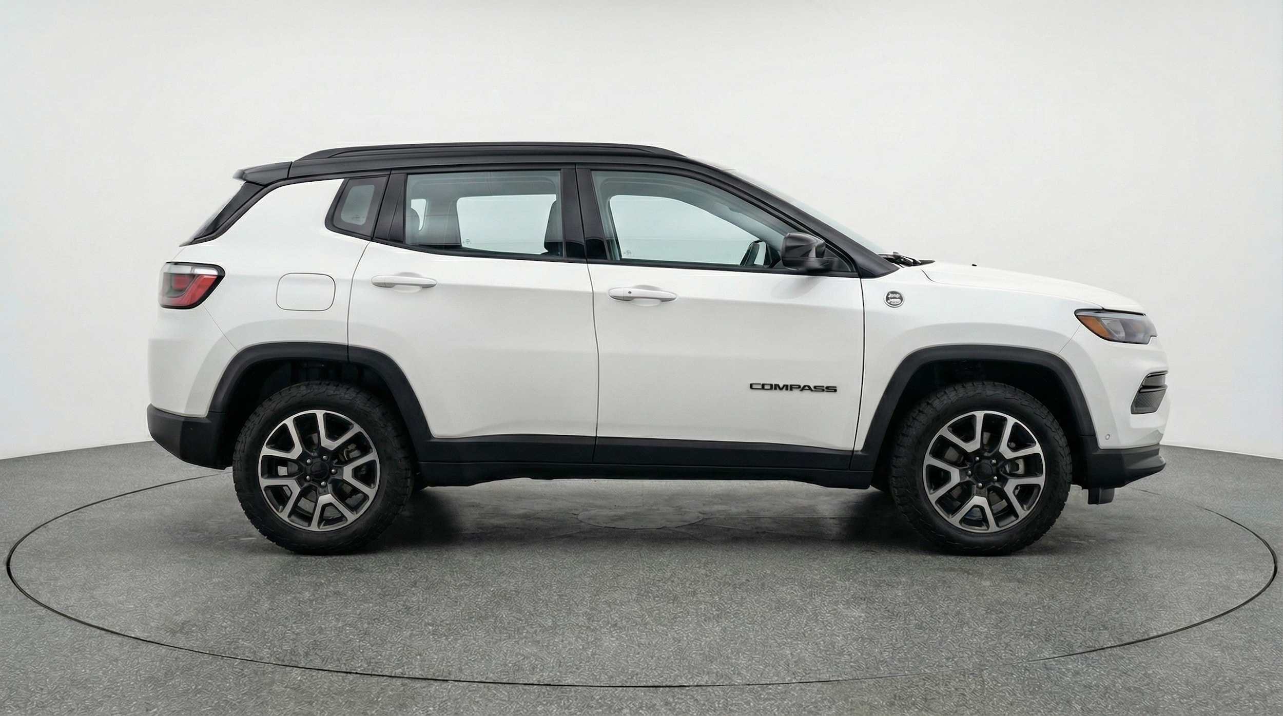 Thumbnail: 2025 Jeep Compass - 8