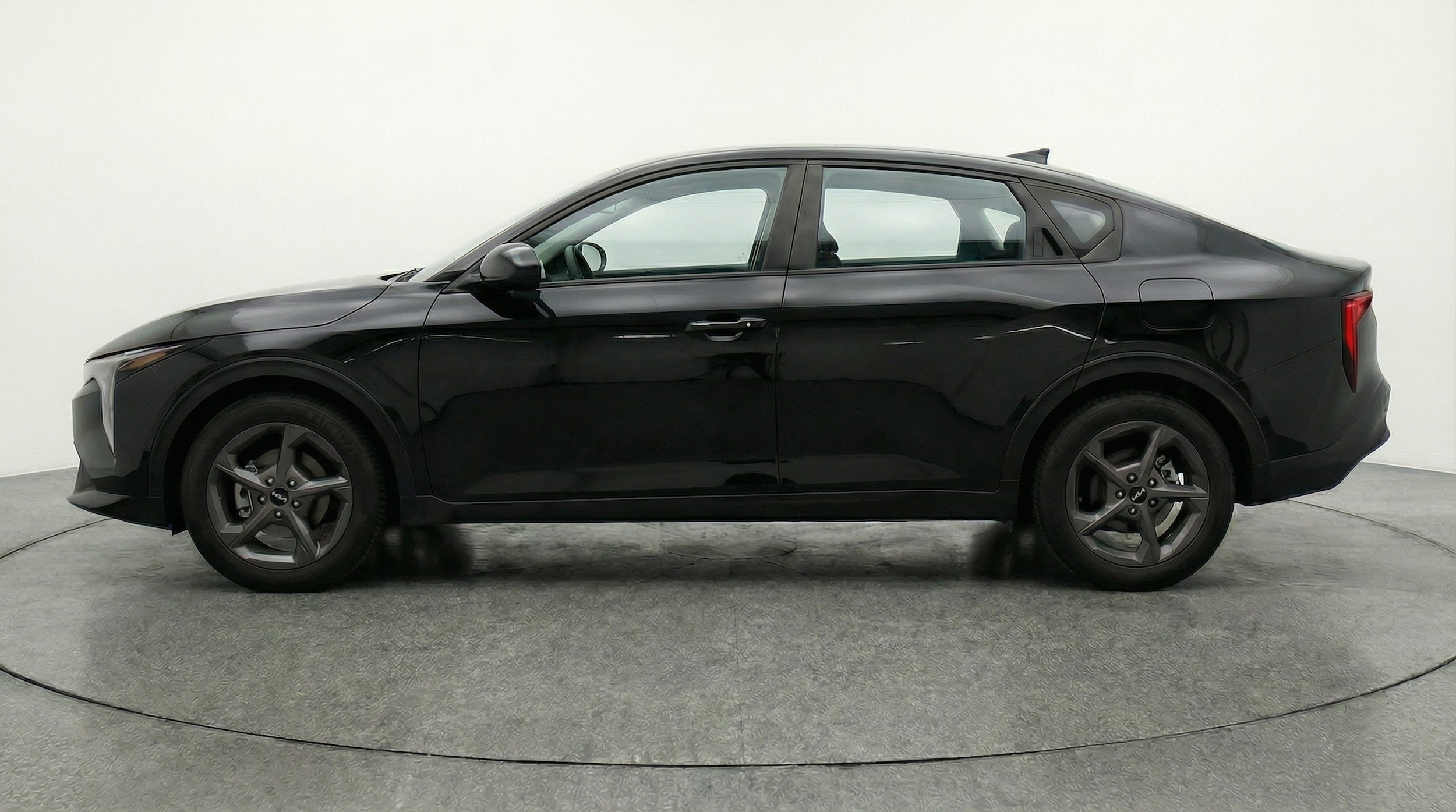 Thumbnail: 2025 Kia K4 - 4