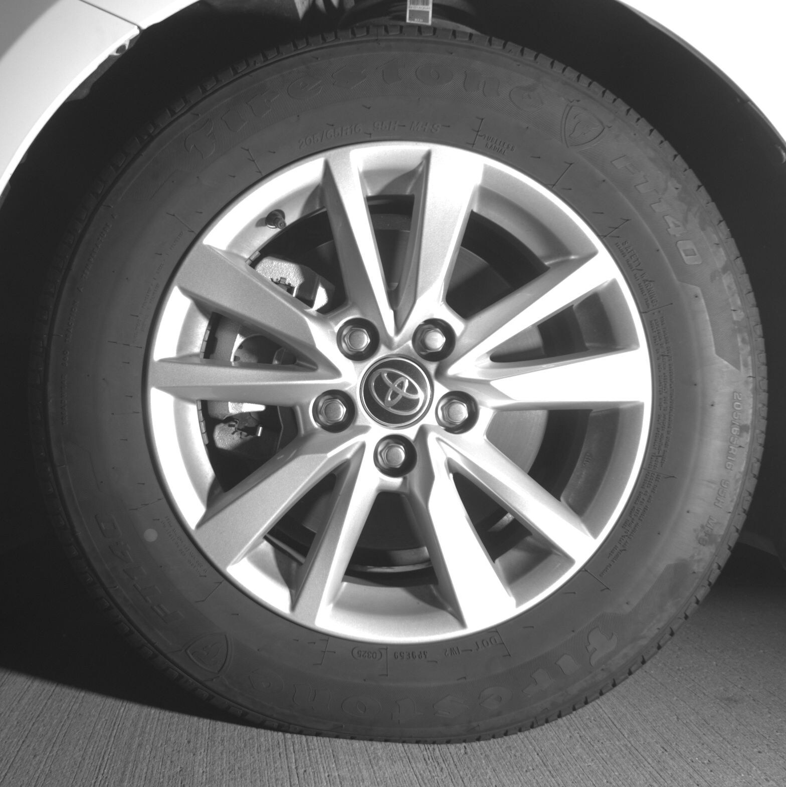 Thumbnail: 2025 Toyota Camry - 9