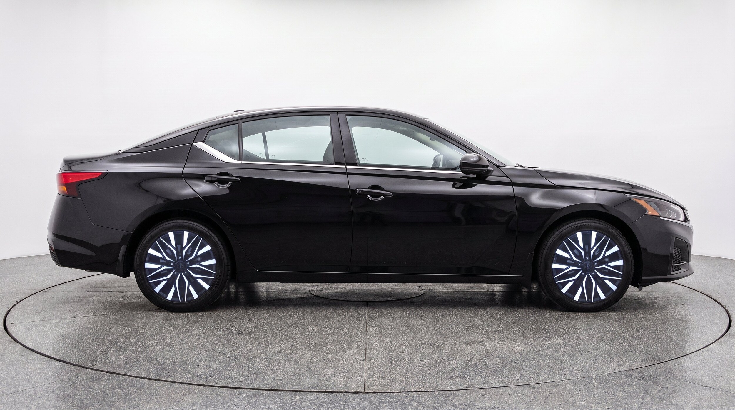Thumbnail: 2025 Nissan Altima - 11
