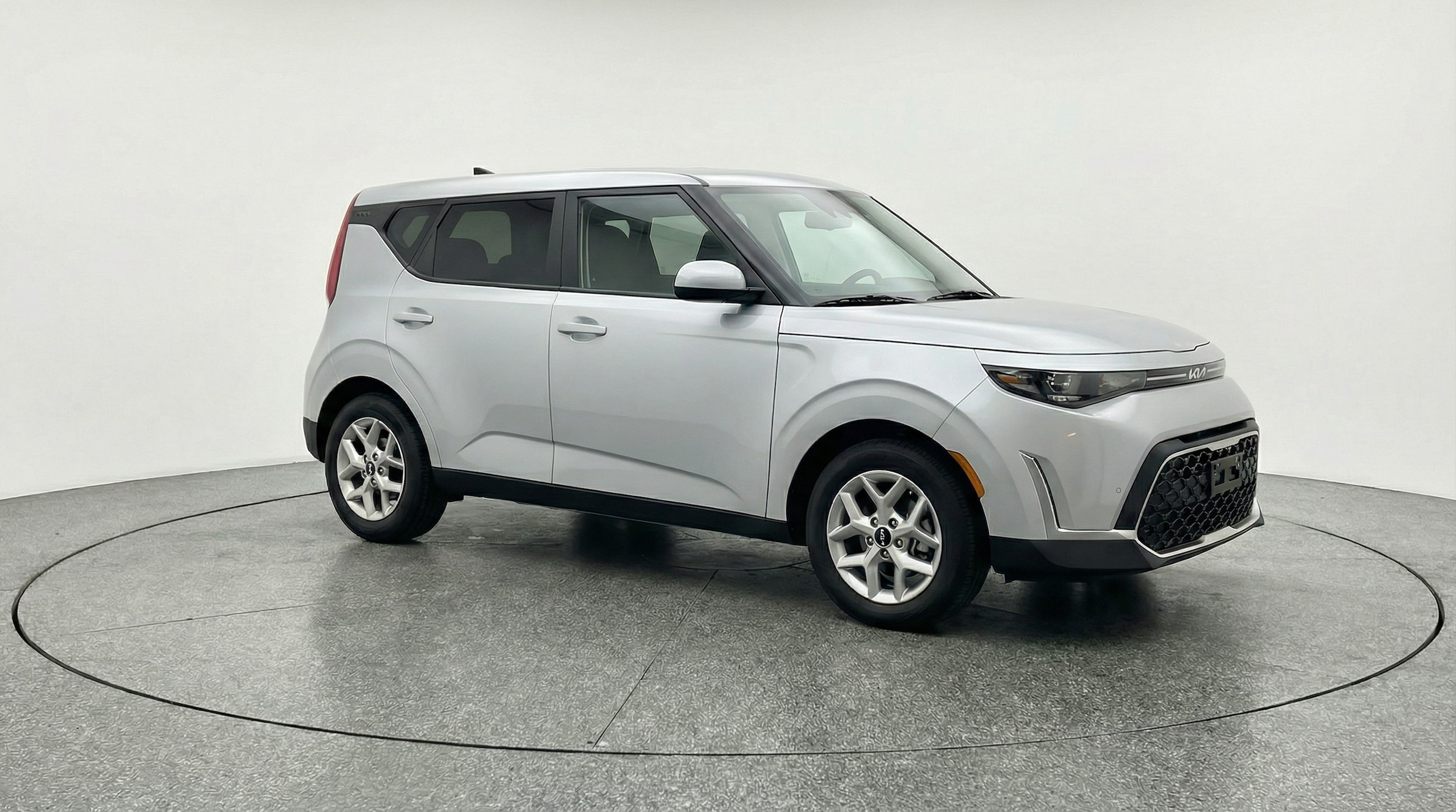 Thumbnail: 2025 Kia Soul - 1
