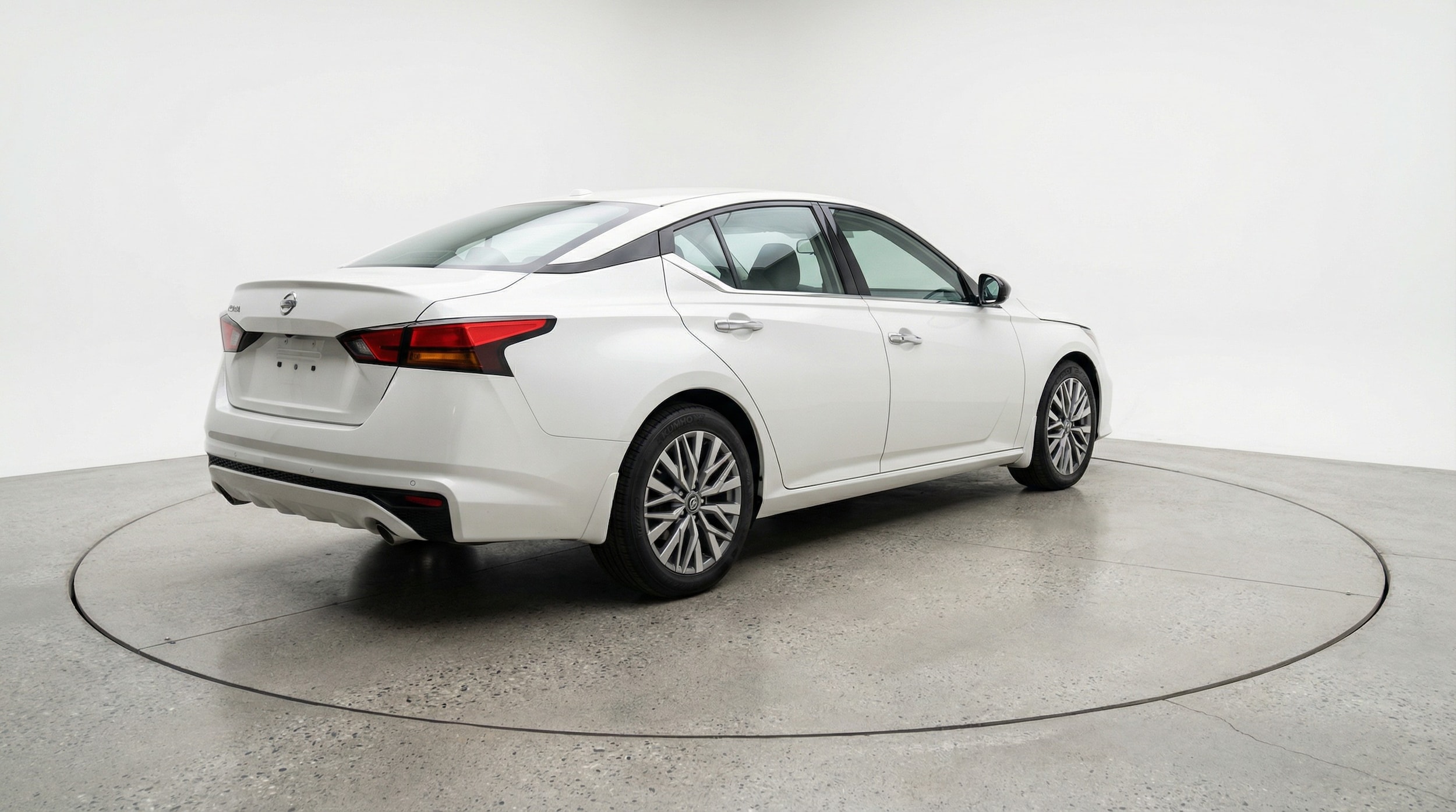 Thumbnail: 2025 Nissan Altima - 5