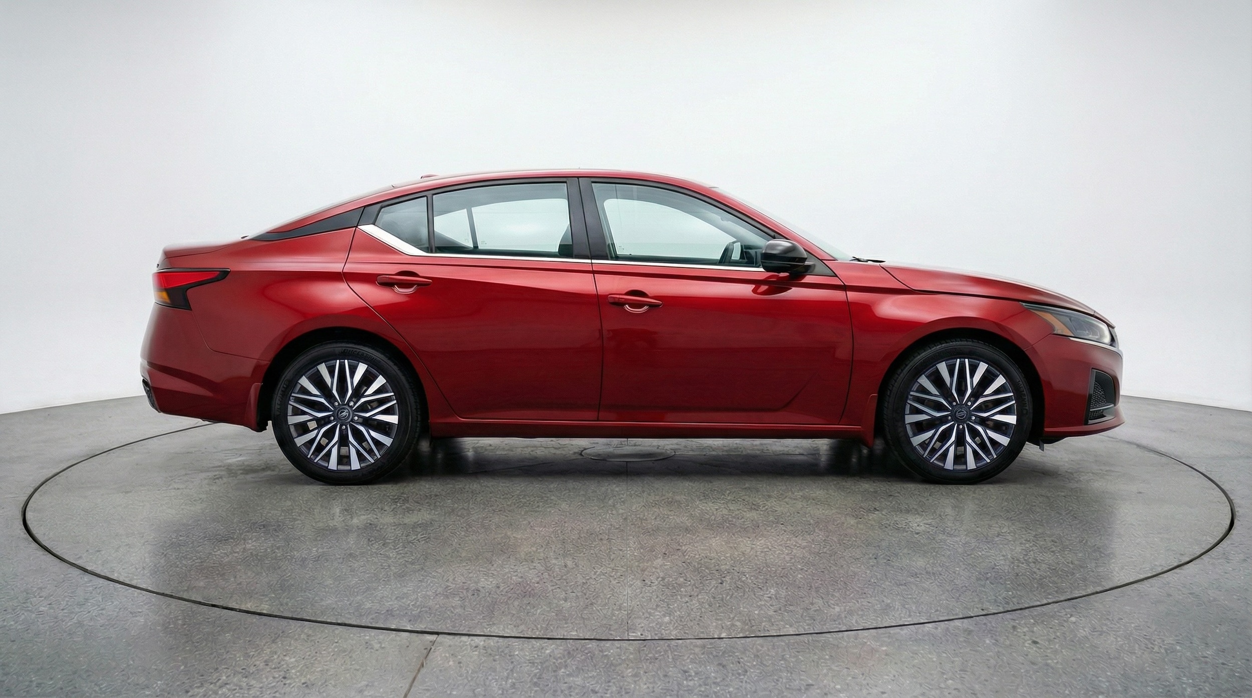Thumbnail: 2025 Nissan Altima - 8