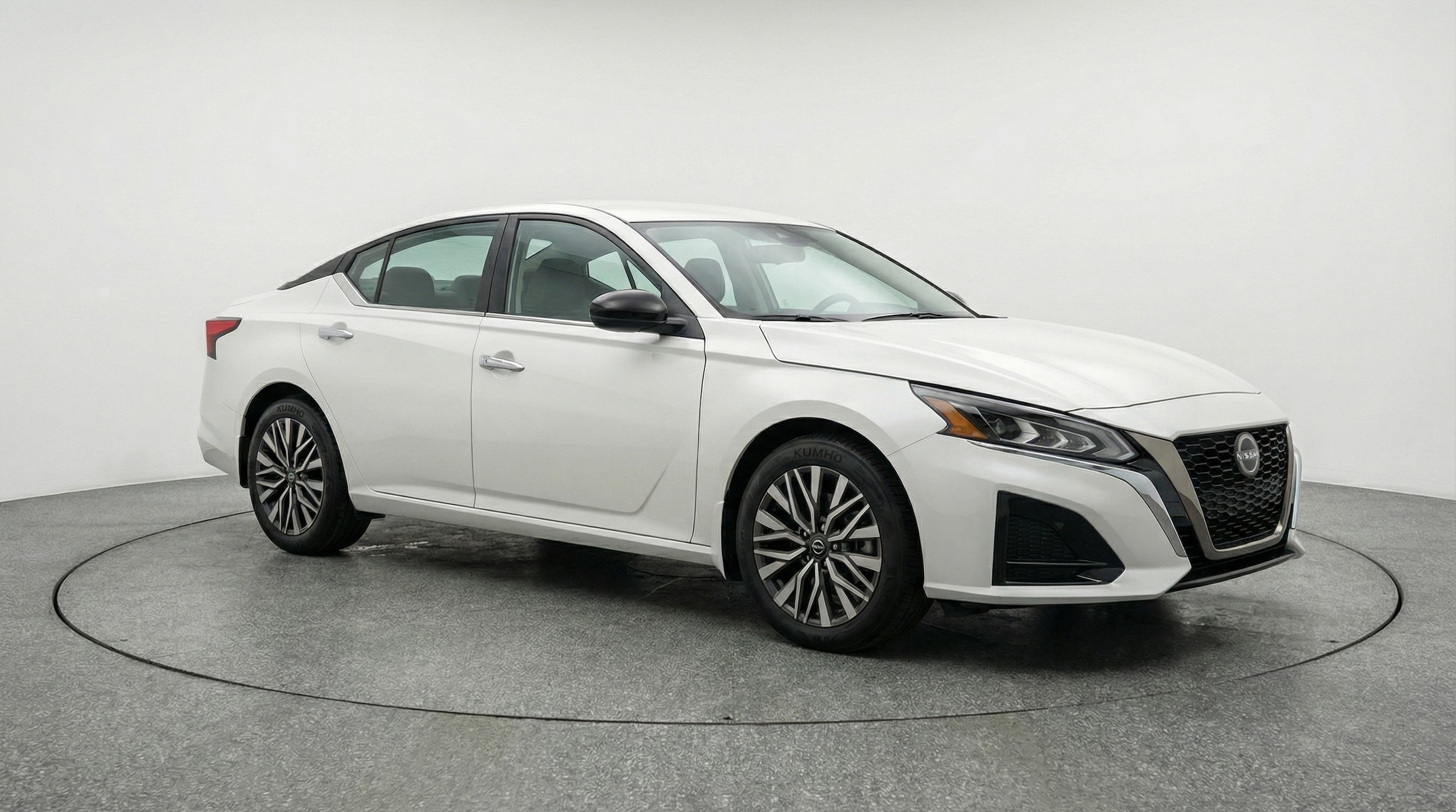 Thumbnail: 2025 Nissan Altima - 1